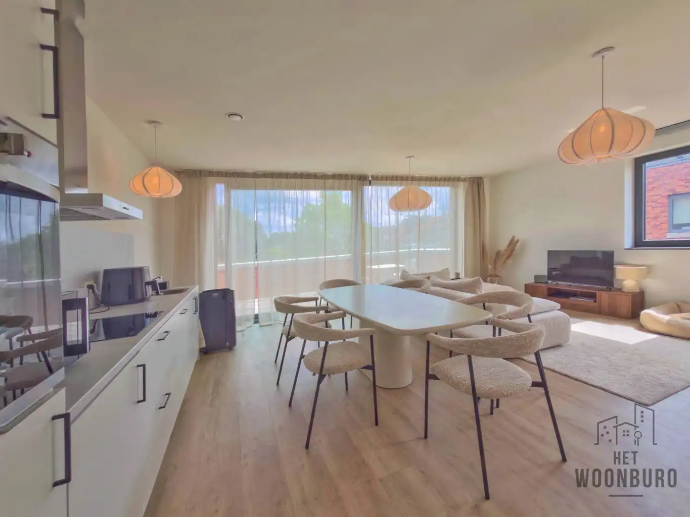 Appartement 1e verd. met autostaanplaats foto 4