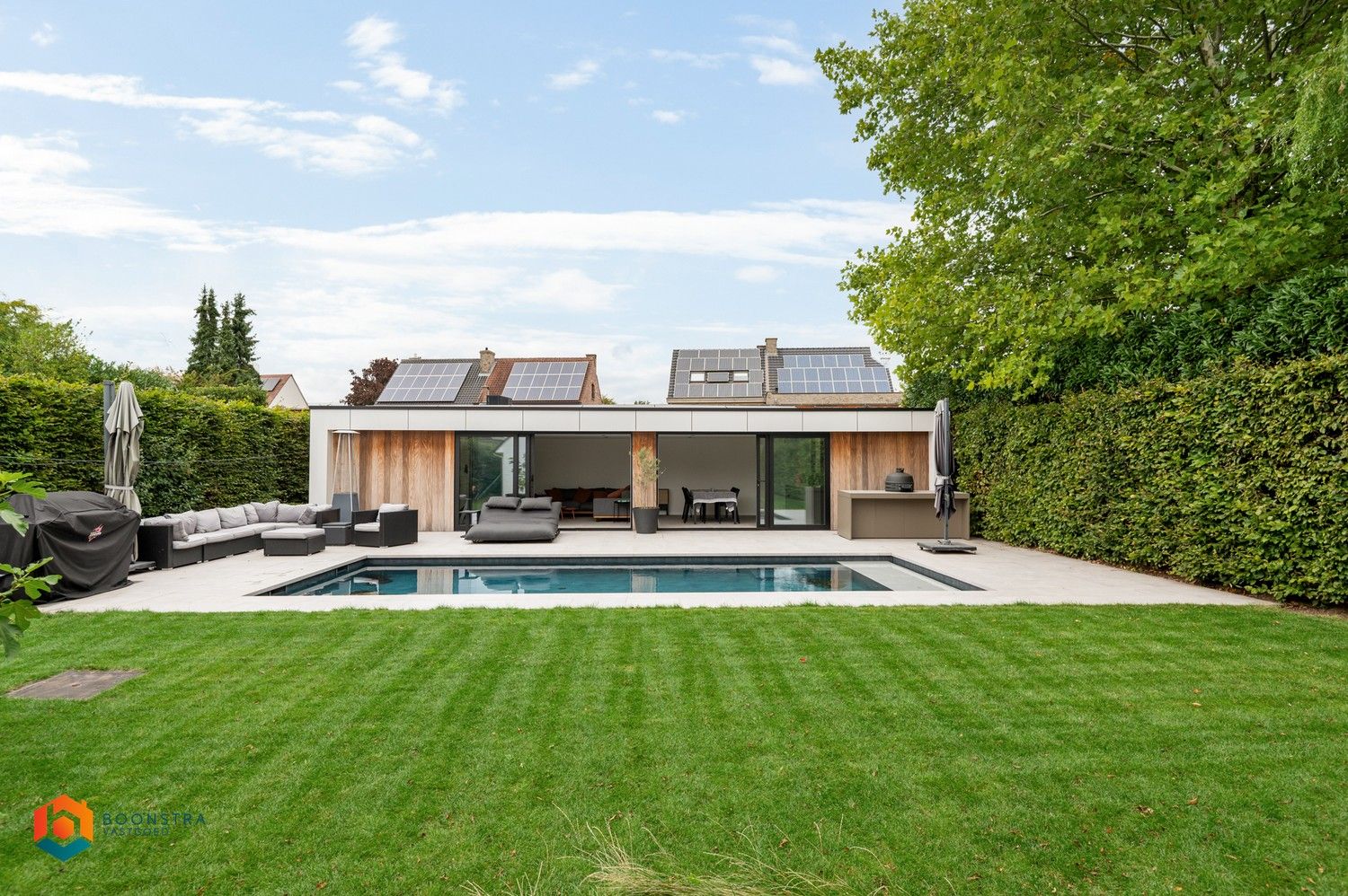 Charmante villa met 2 slpkrs, zwembad en poolhouse op 735 m² te Koningshooikt foto 11