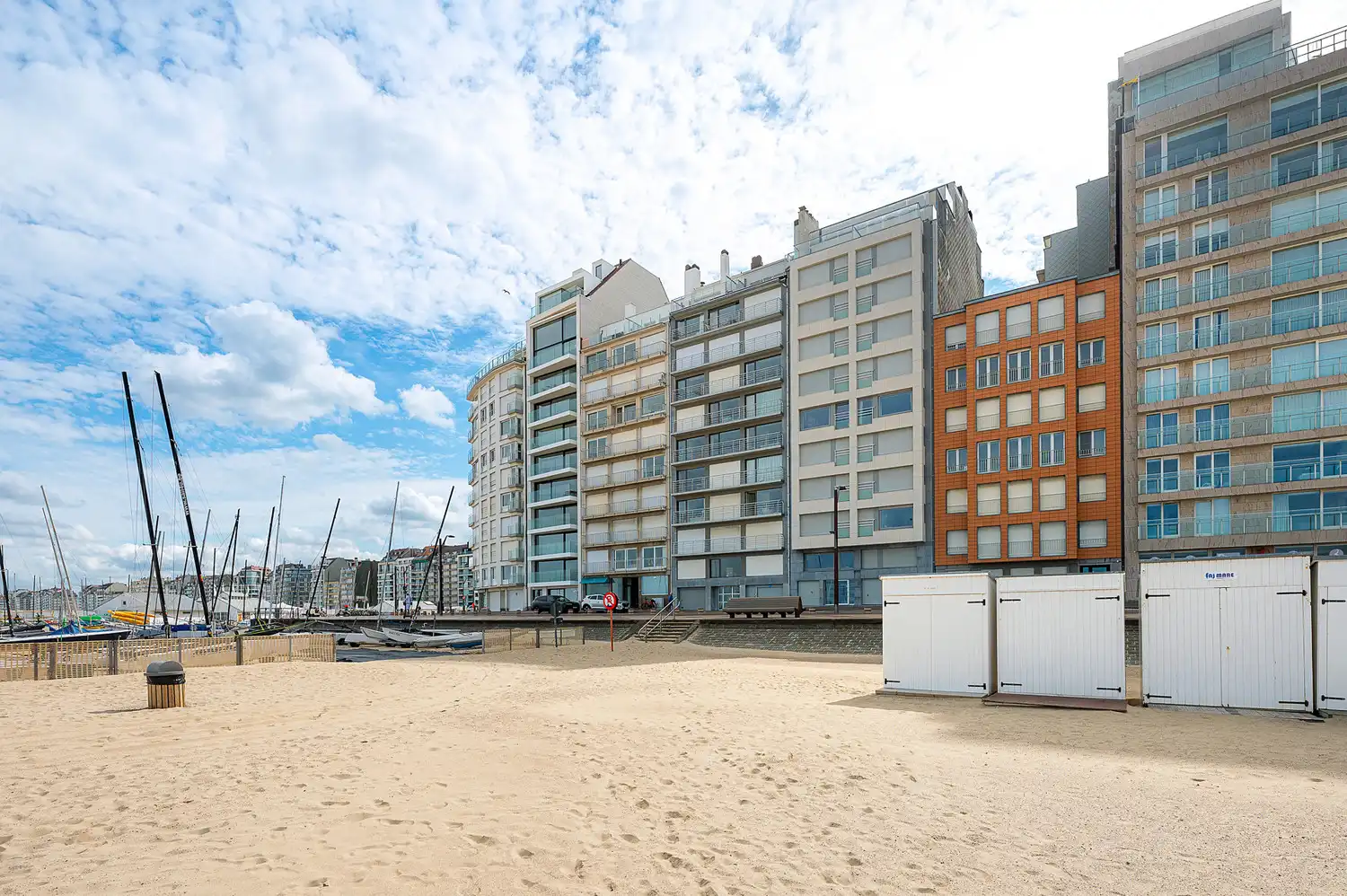 Appartement te koop Zeedijk-Duinbergen 415/82 - 8301 Duinbergen