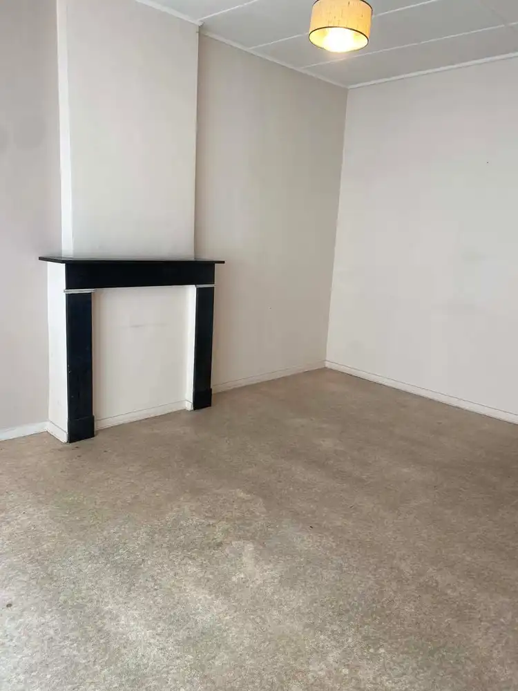 Centraal gelegen woning met tuin en ruime inrichtbare zolder foto 7