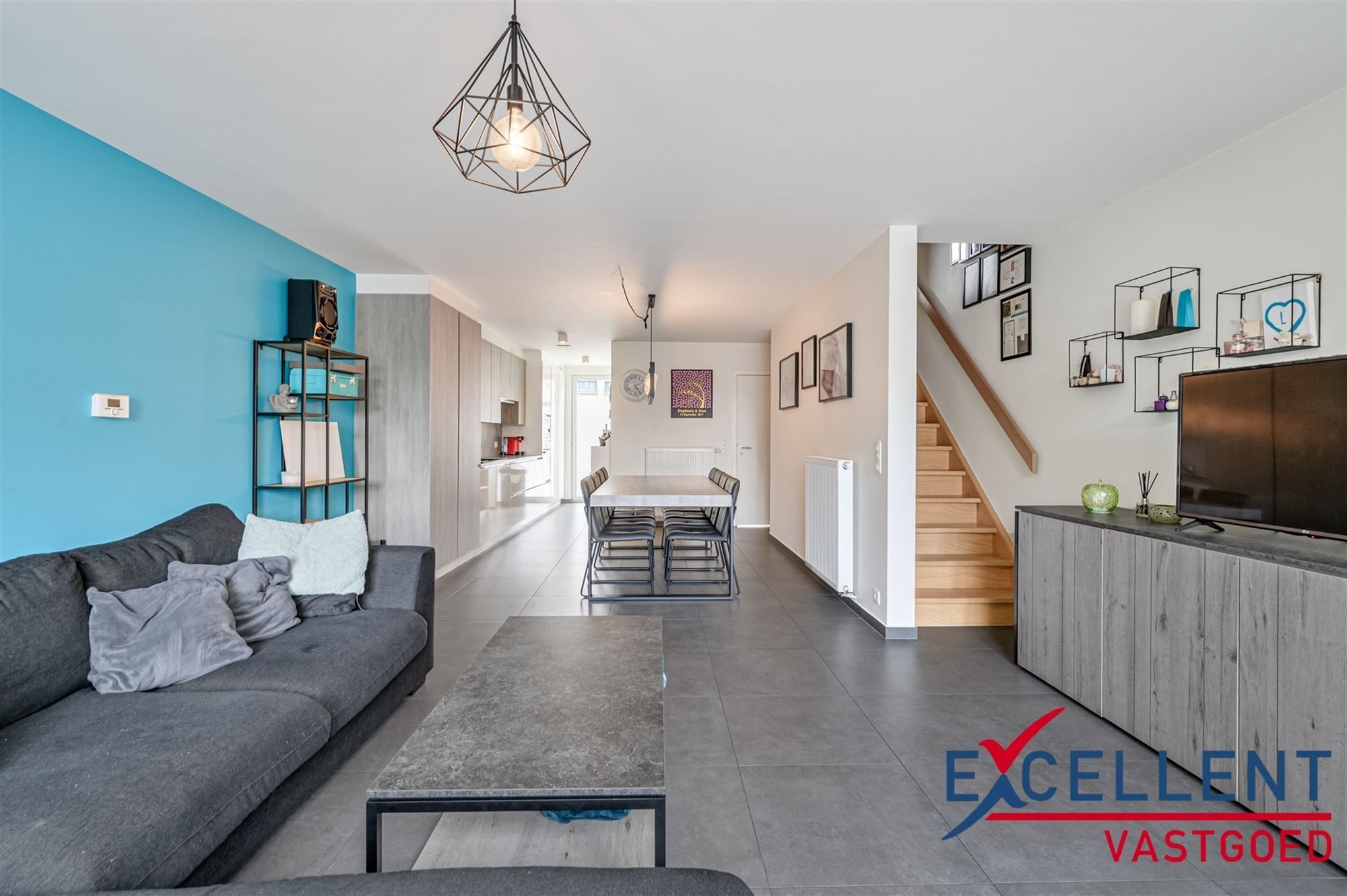 Recente energiezuinige woning te koop Deinze foto {{pictureIndex}}