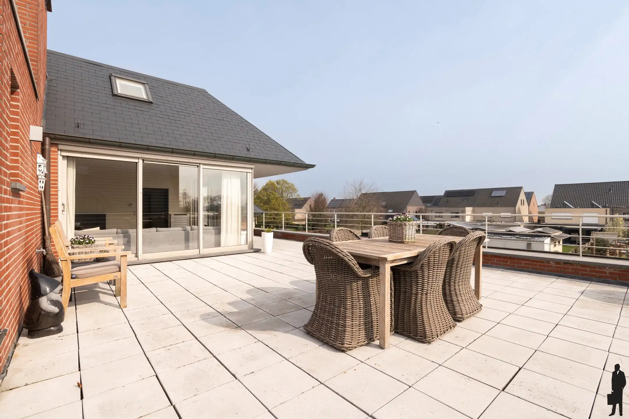 Ruim, lichtrijke penthouse met terras van ca. 55m² te Minderhout foto 25