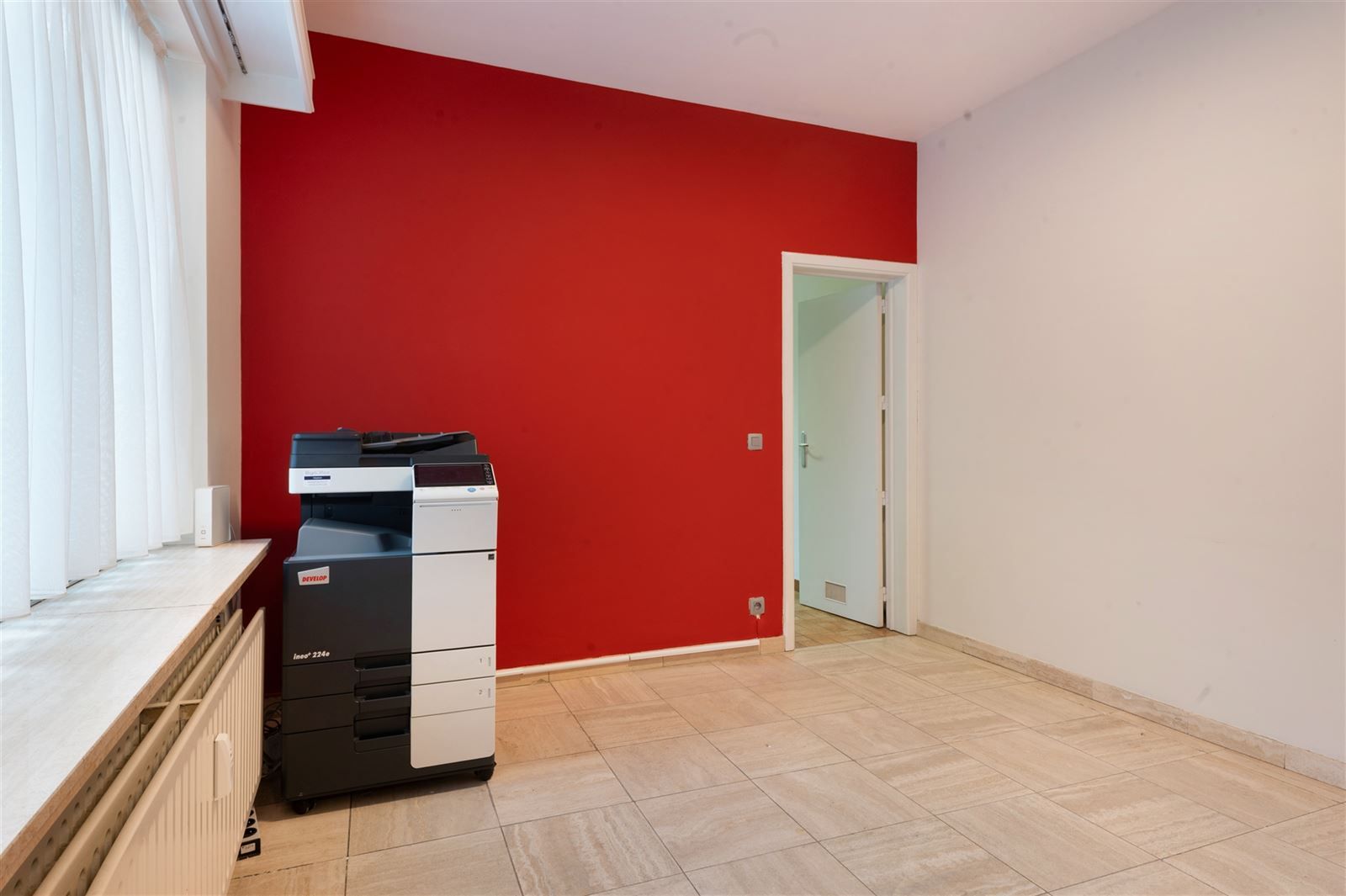 fantastisch gelegen winkel of kantoor foto 8