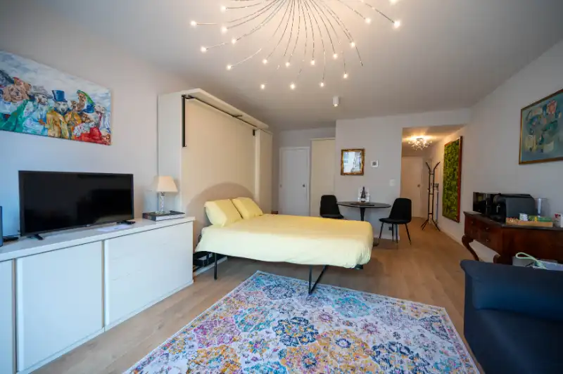 Smaakvol ingerichte studio in Res. Andromeda foto 9