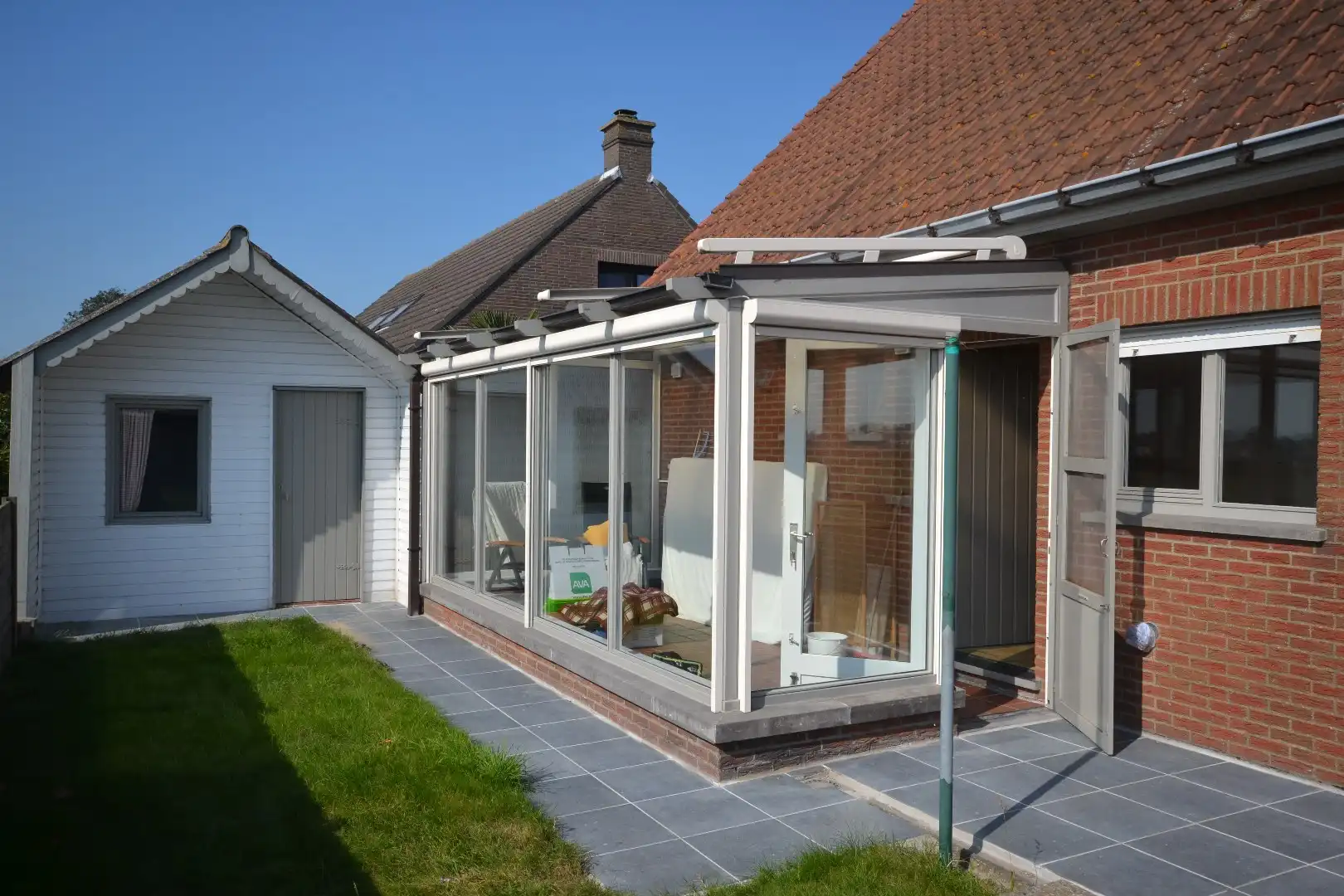 Ruim,  zonnig en rustige  gelegen villa.  foto 15