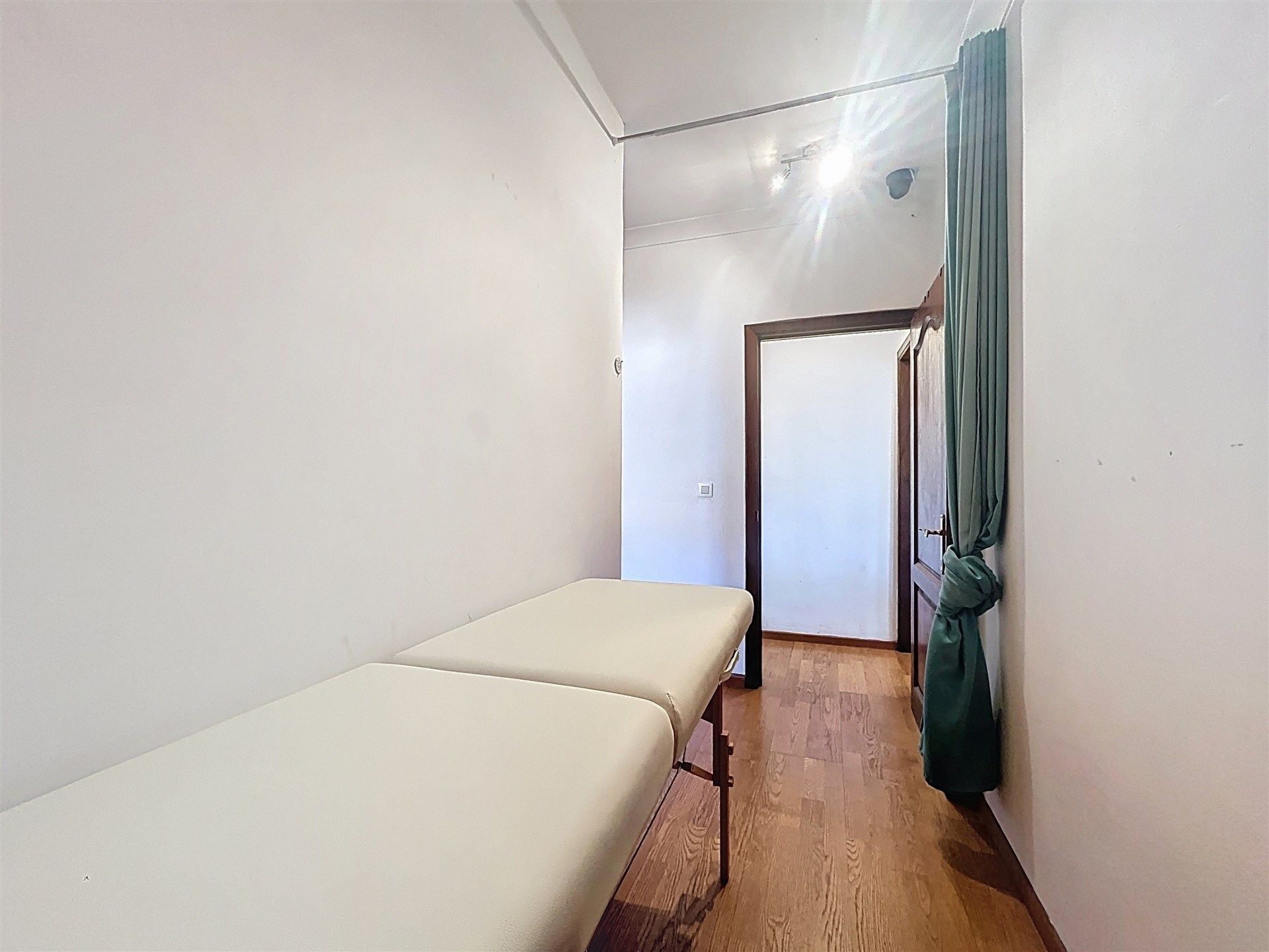 Half open bebouwing met 3 slp en 3 garages  foto 11