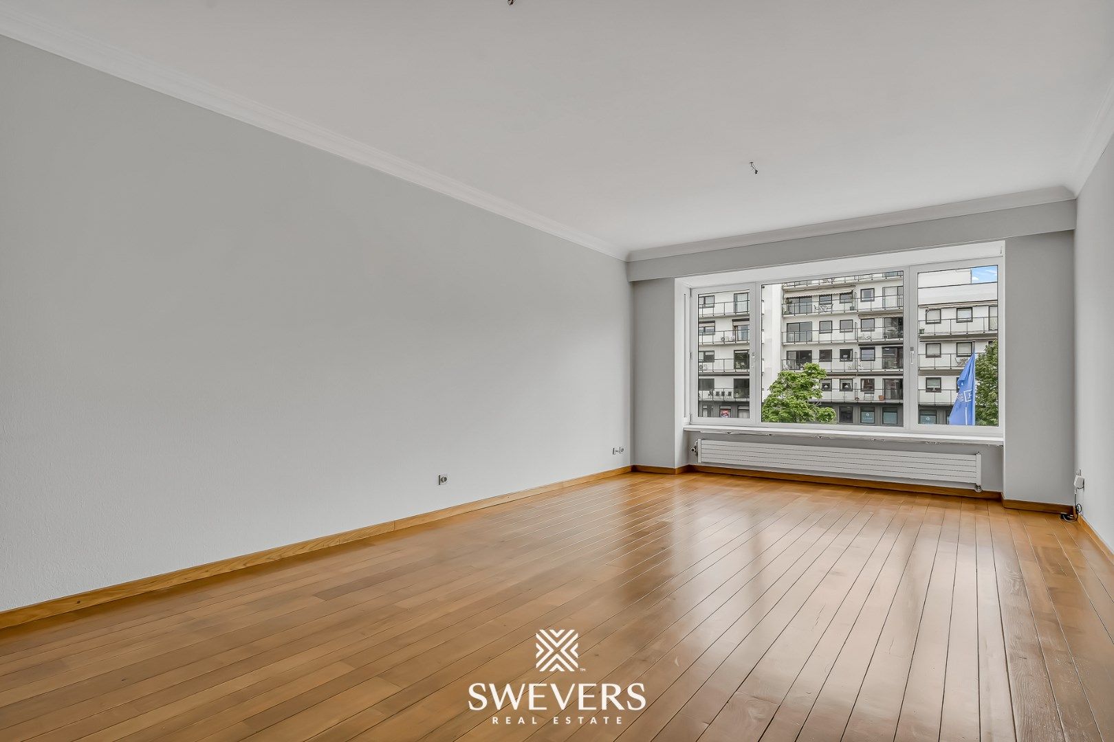 Stijlvol en instapklaar wonen (115m²) met autostaanplaats in het hart van Hasselt foto 6