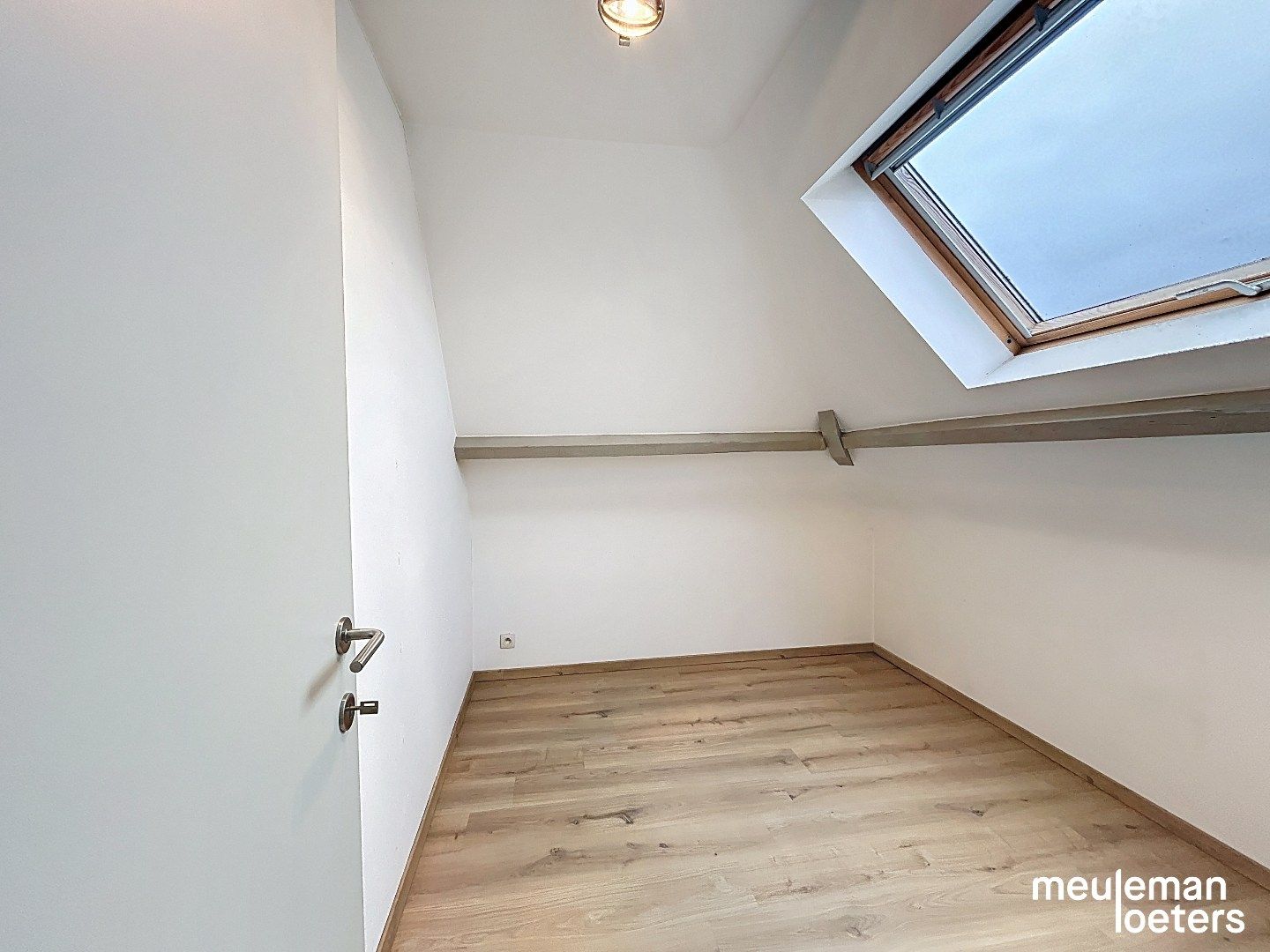 Lichtrijk appartement  nabij centrum foto 8