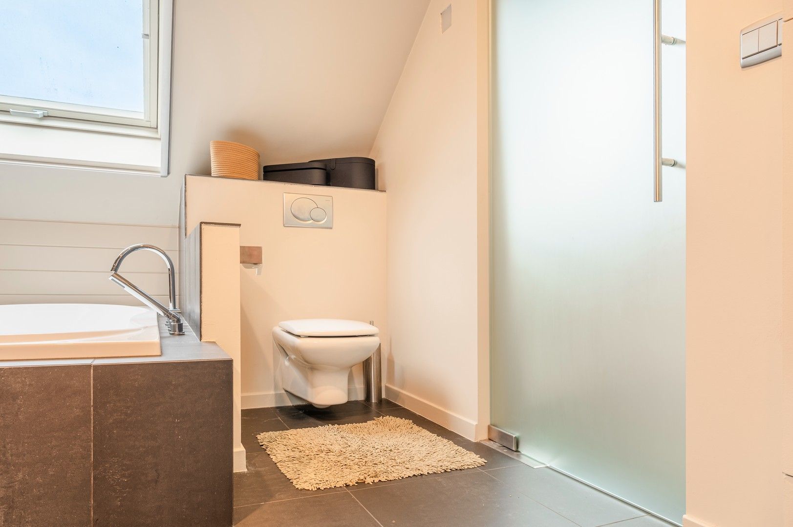 Unieke, landelijk gelegen designers woning foto 22