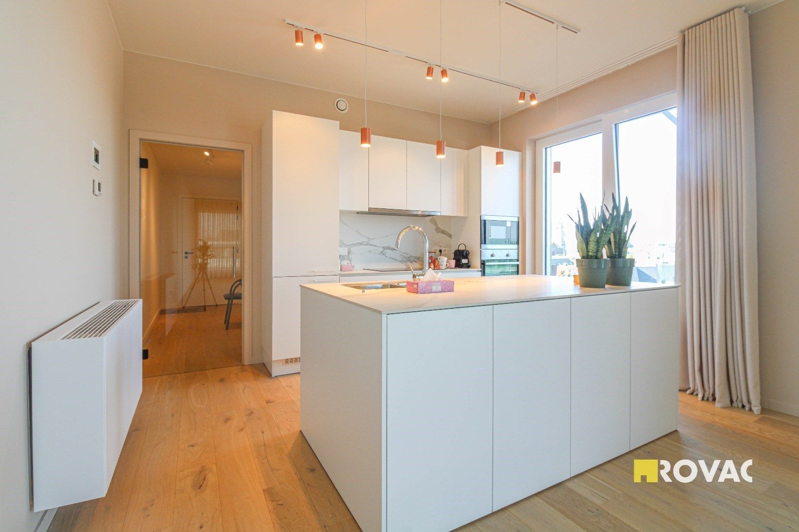 Uniek appartement met prachtig terras en garage! foto 7