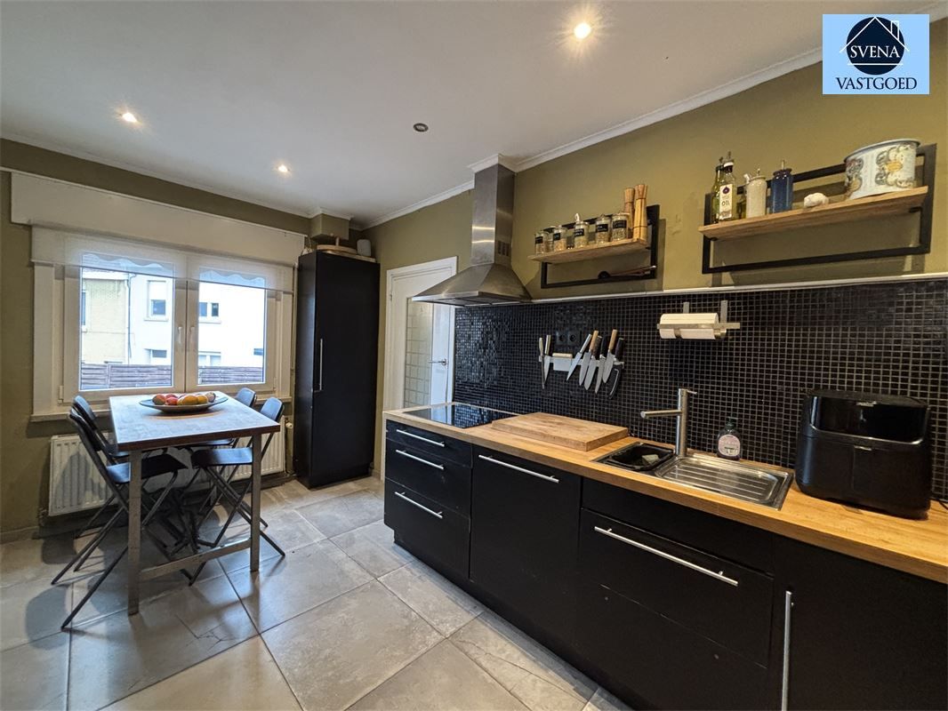 LEUKE WONING MET 3 SLAAPKAMERS GARAGE EN TUIN foto 3