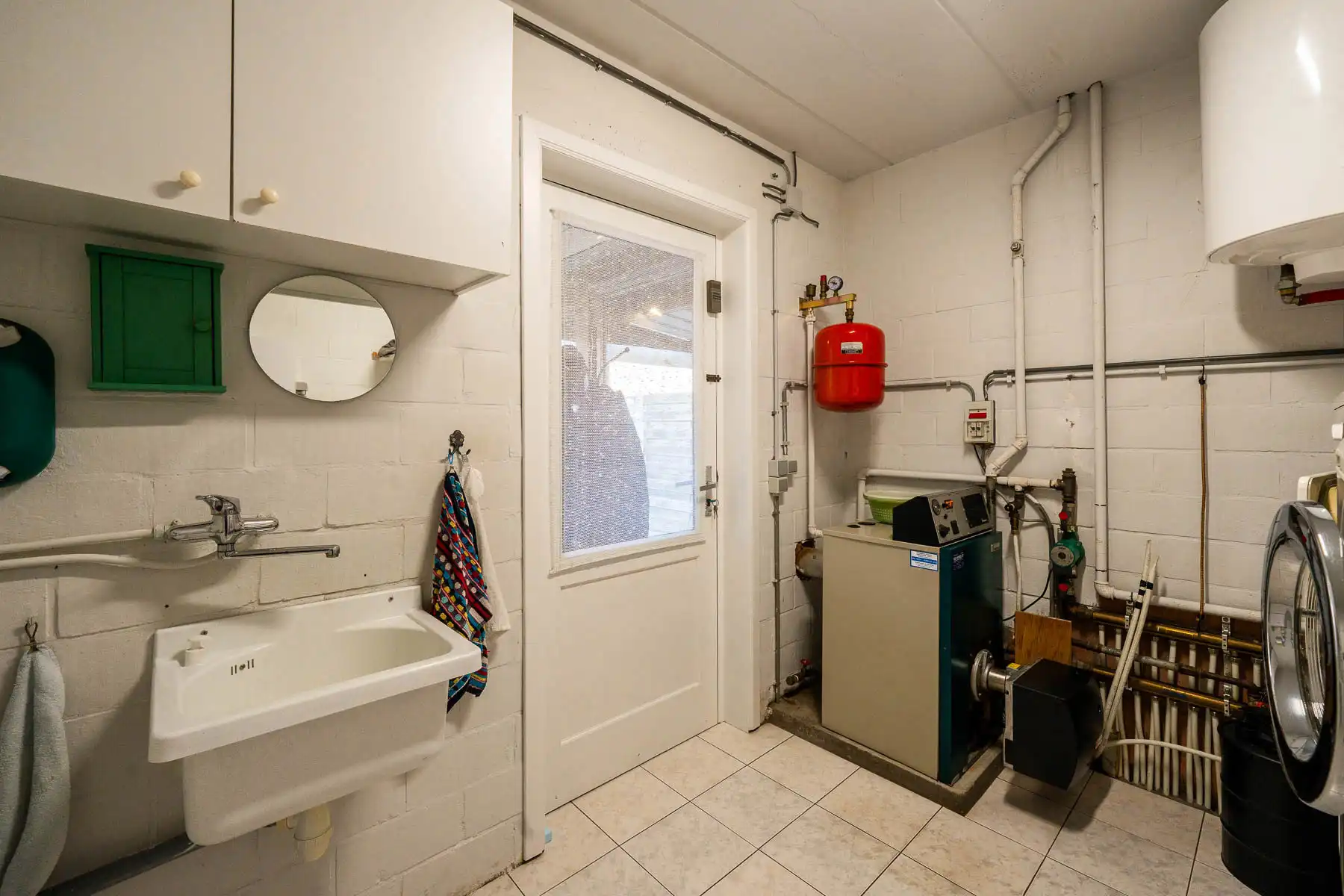 Karaktervolle open bebouwing op een riant perceel van 2.062 m² foto 9