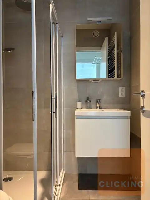 Toffe  studio MET APARTE SLPK +  terras en tuin foto 9