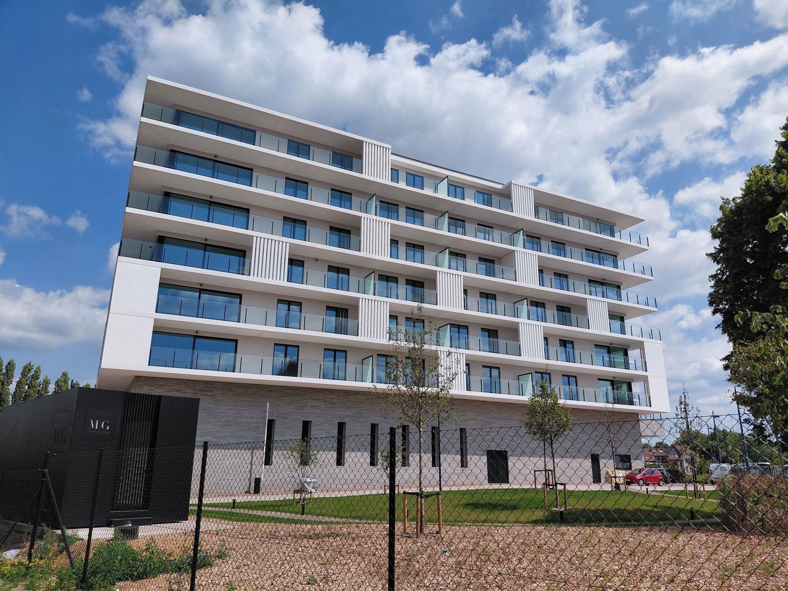 Prachtig 2 slaapkamer appartement met groot TERRAS foto 17