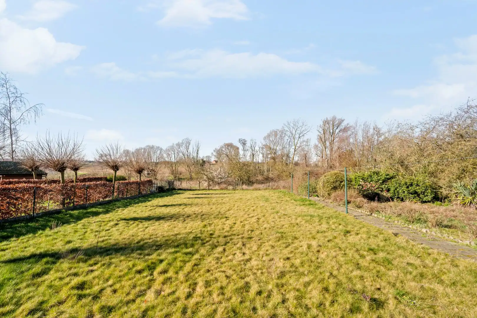 Woning op een groot perceel met prachtig uitzicht in Geluveld foto 3
