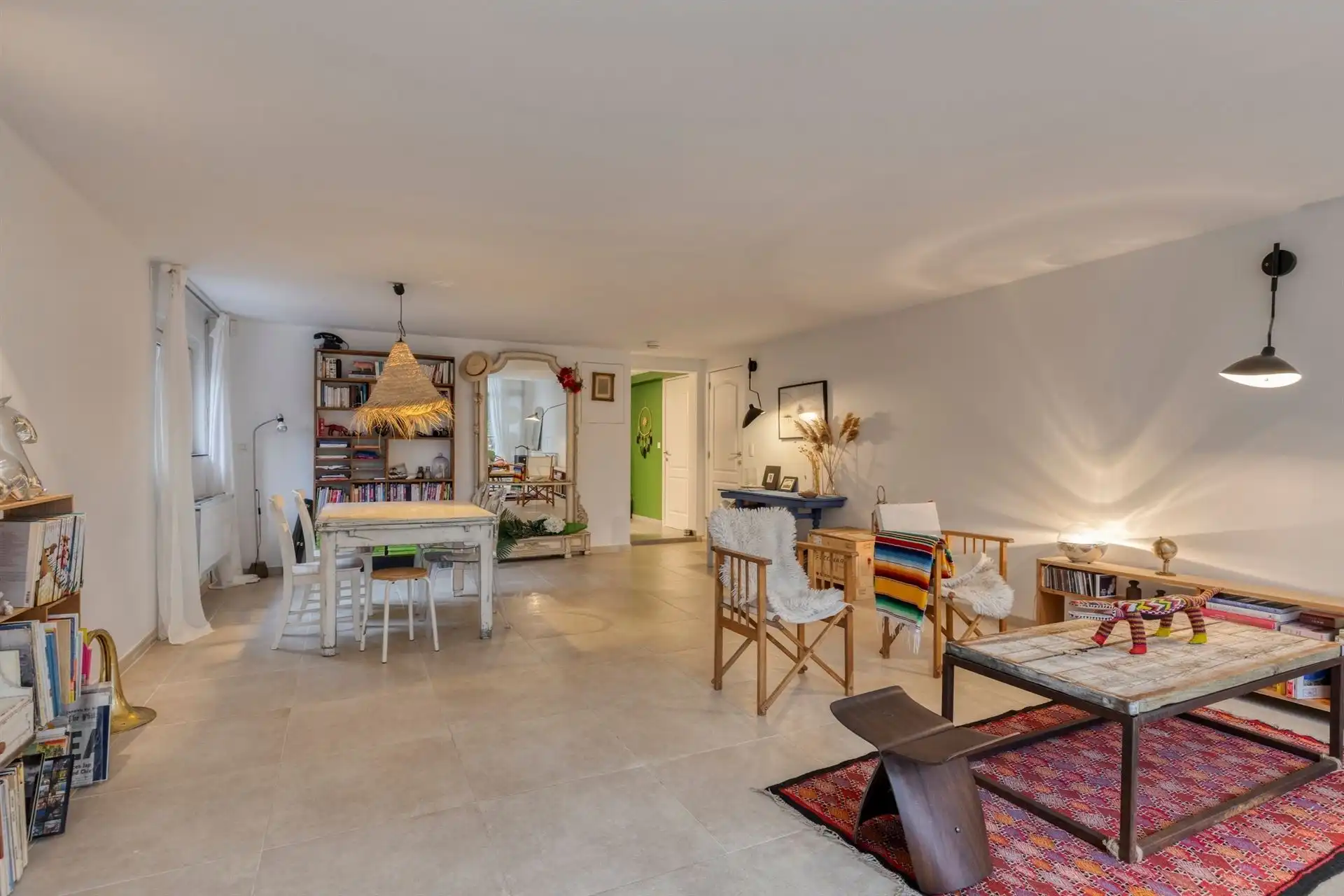 Volledig gerenoveerde hedendaagse villa ±487 m² in de Marnix wijk foto 6