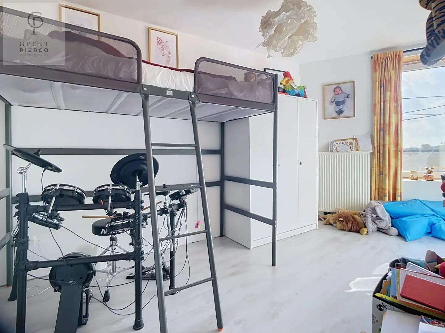 Charmante woning met drie slaapkamers, kelder en tuin op rustige ligging in Landen foto 13