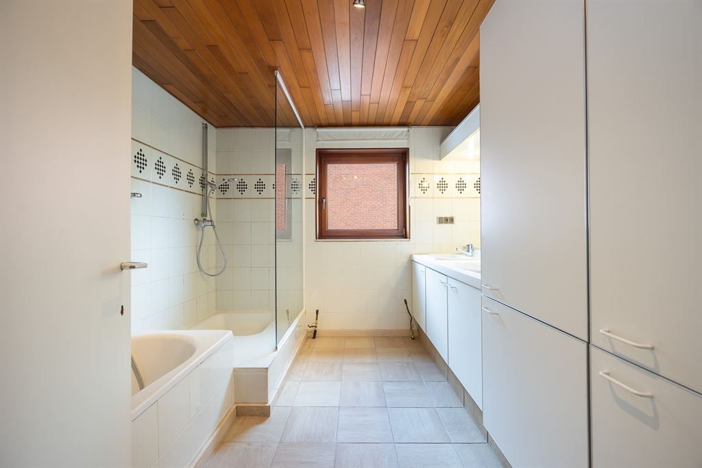 Hoogwaardig afgewerkte, vrijstaande woning  foto 16