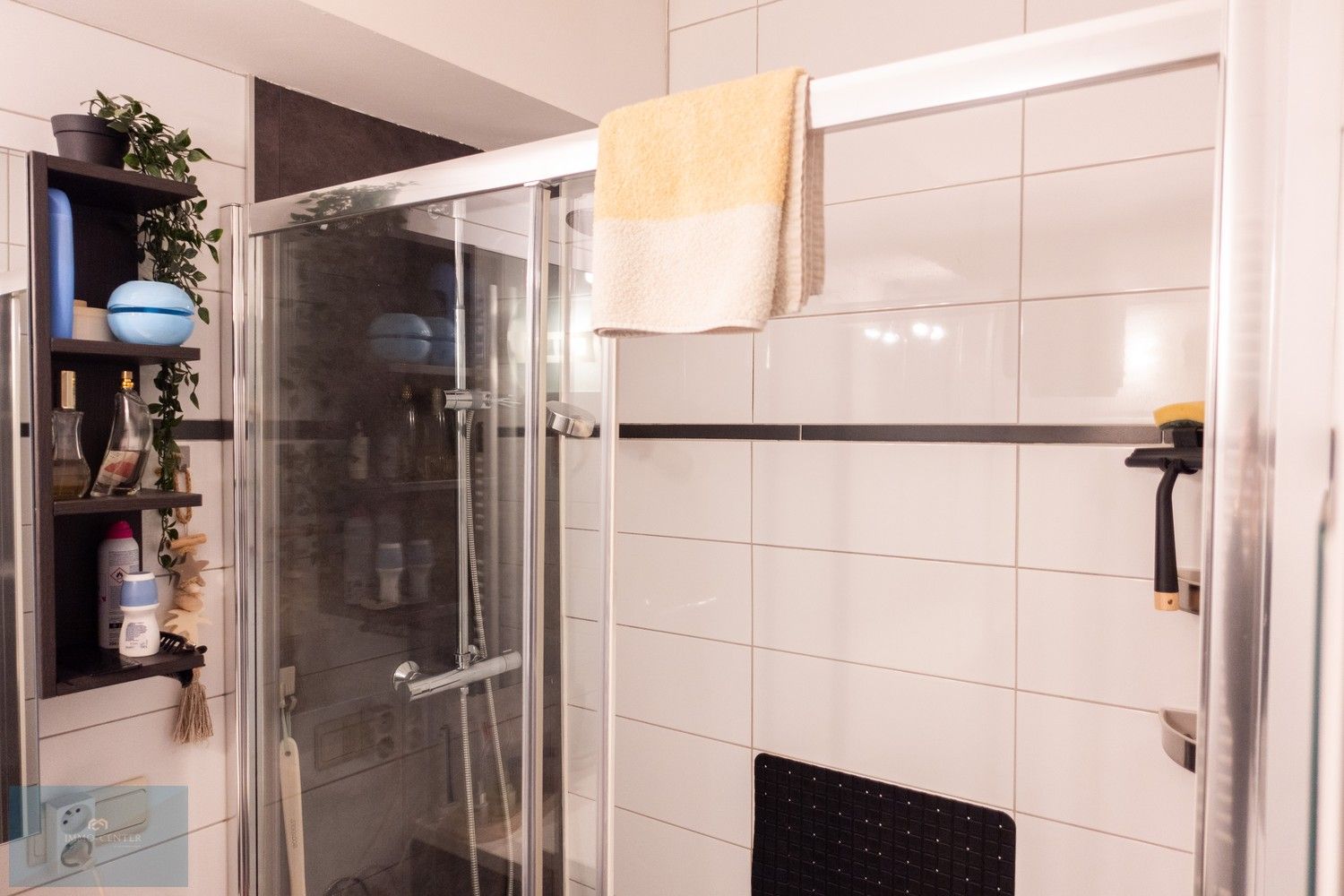 Instapklaar 2-slaapkamerappartement met terras op topligging in Genk foto 19