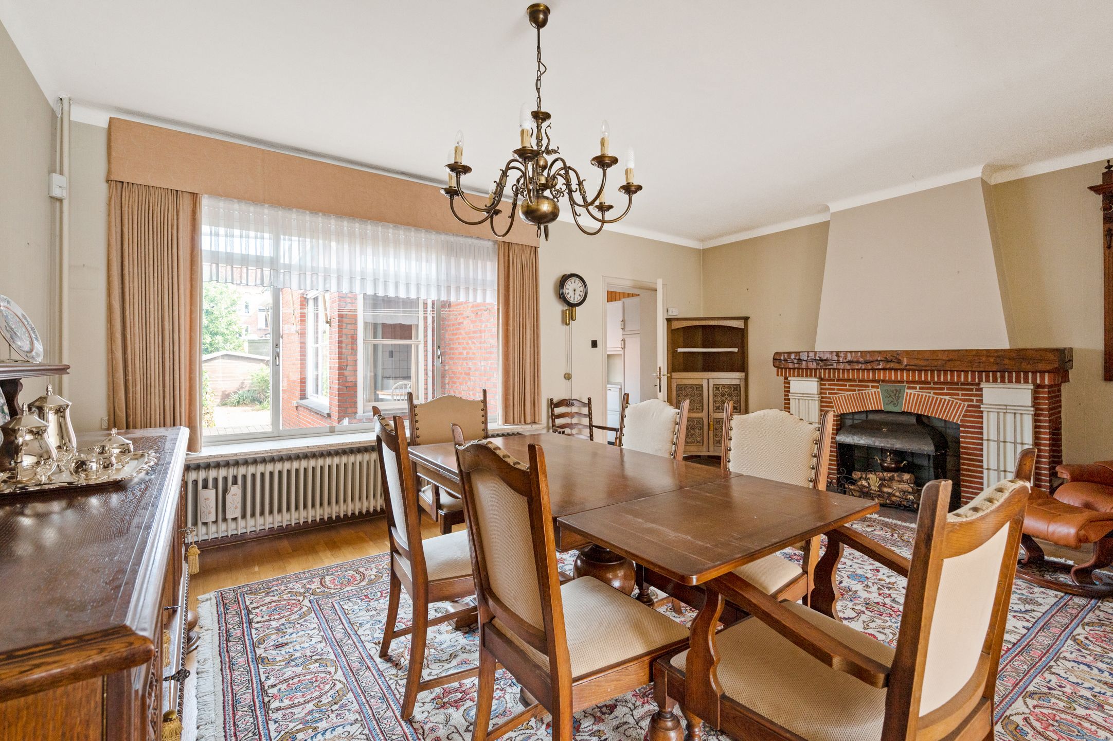 Ruime, te renoveren gezinswoning met 4 slpks, garage en tuin foto 7