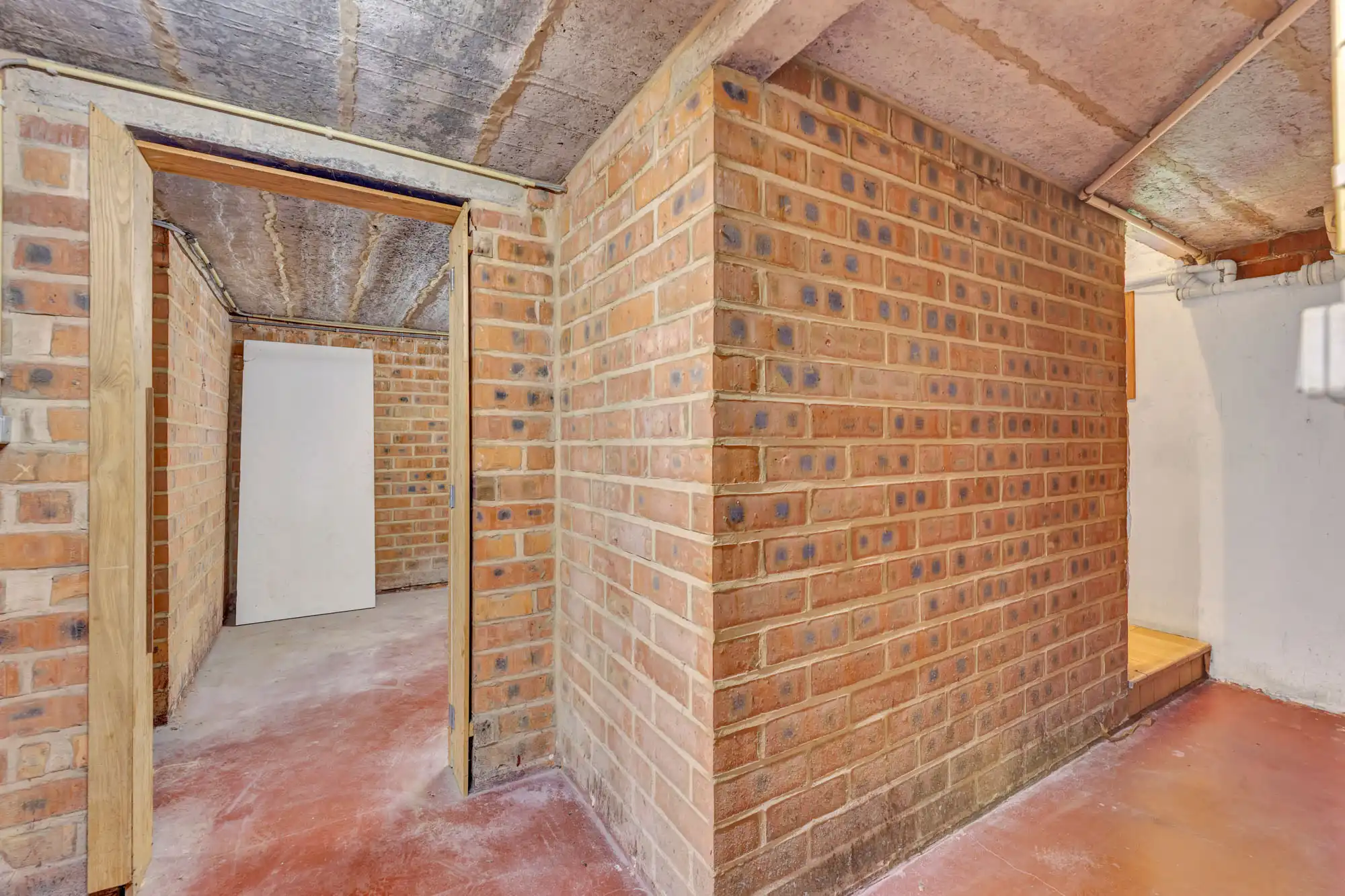 Ruime villa met 4 slpk met bouwgrond op +-18a met mooi zicht foto 23