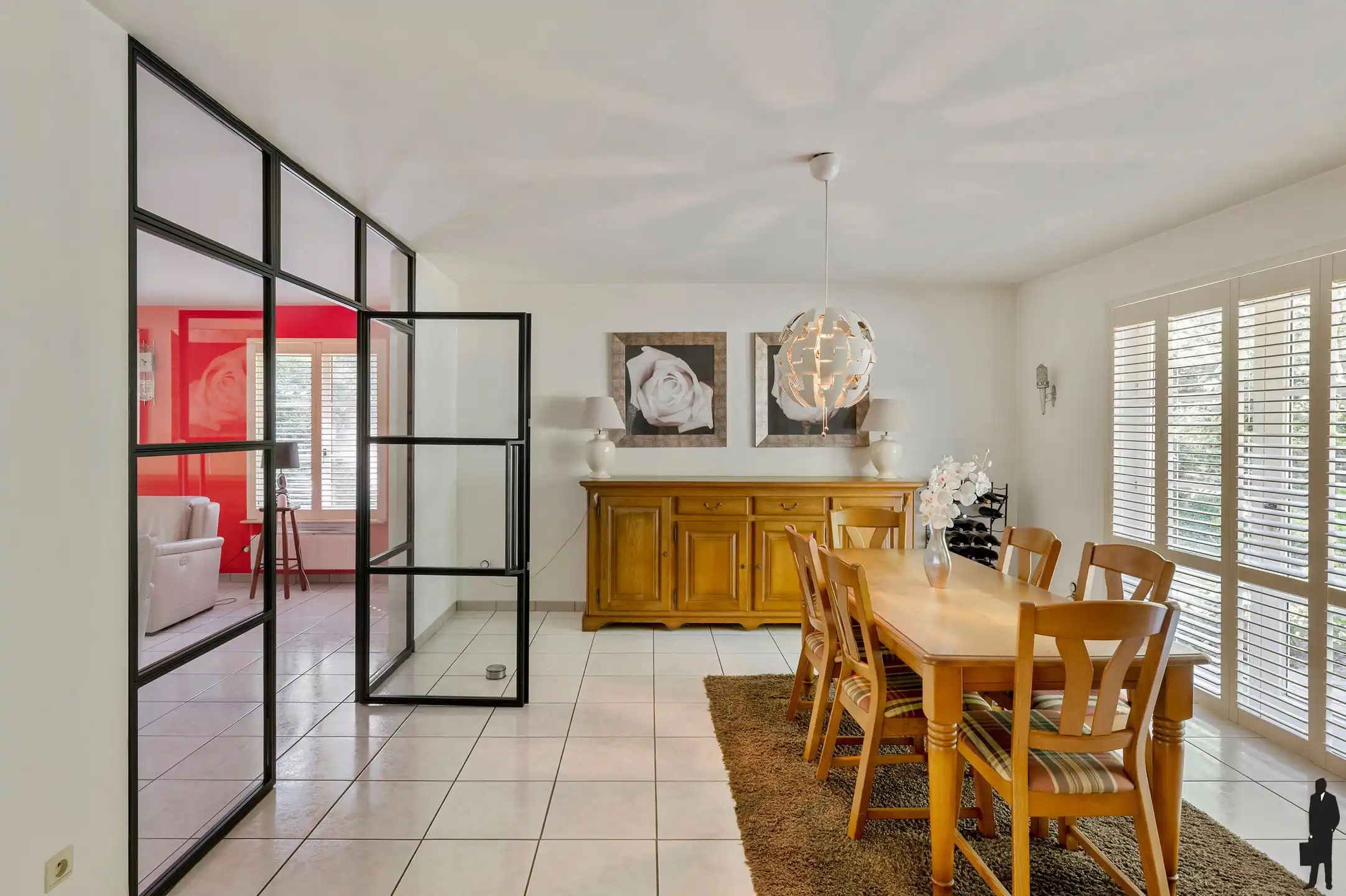 Vrijstaand en residentieel gelegen woning in groene oase met zonnige tuin. foto 9