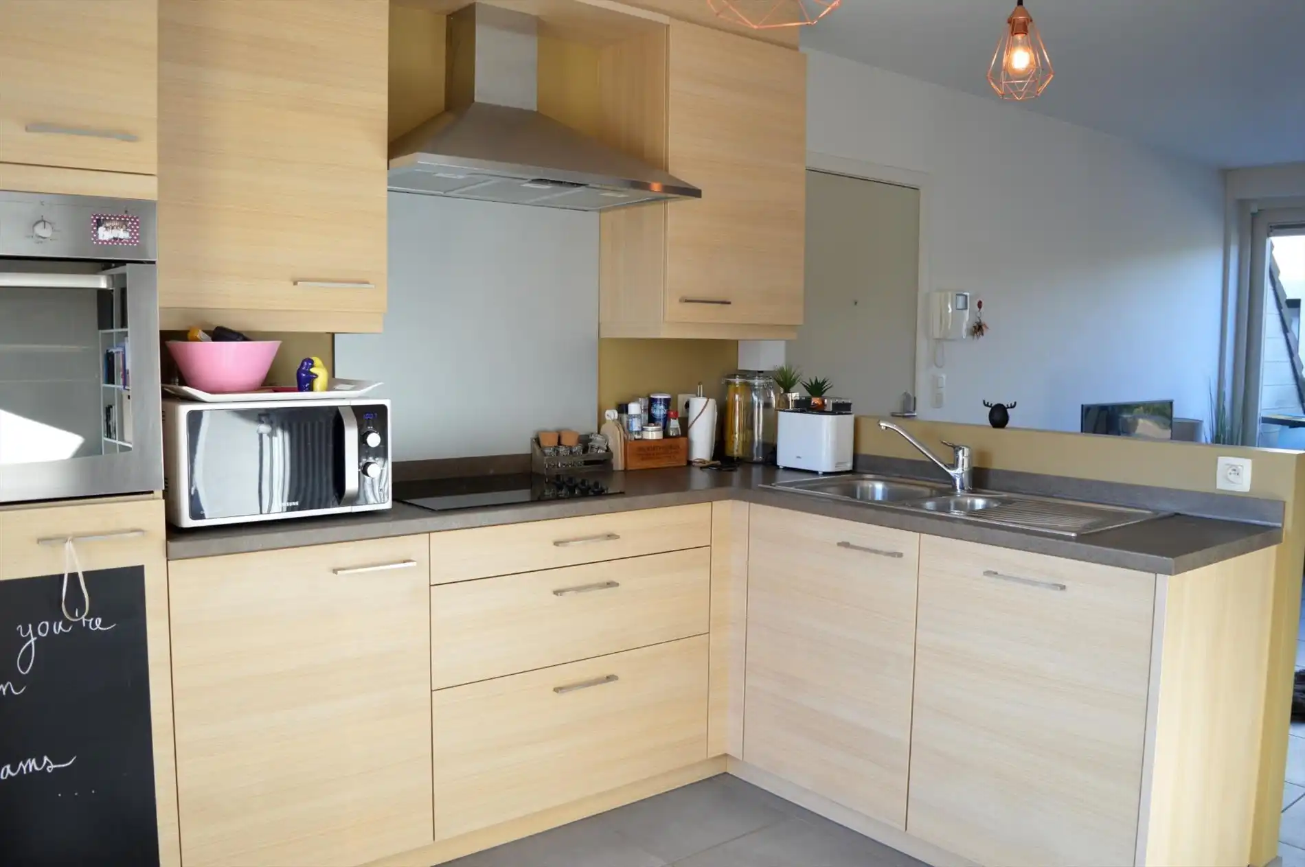 Kwalitatief duplex appartement in hartje Bellegem foto 3