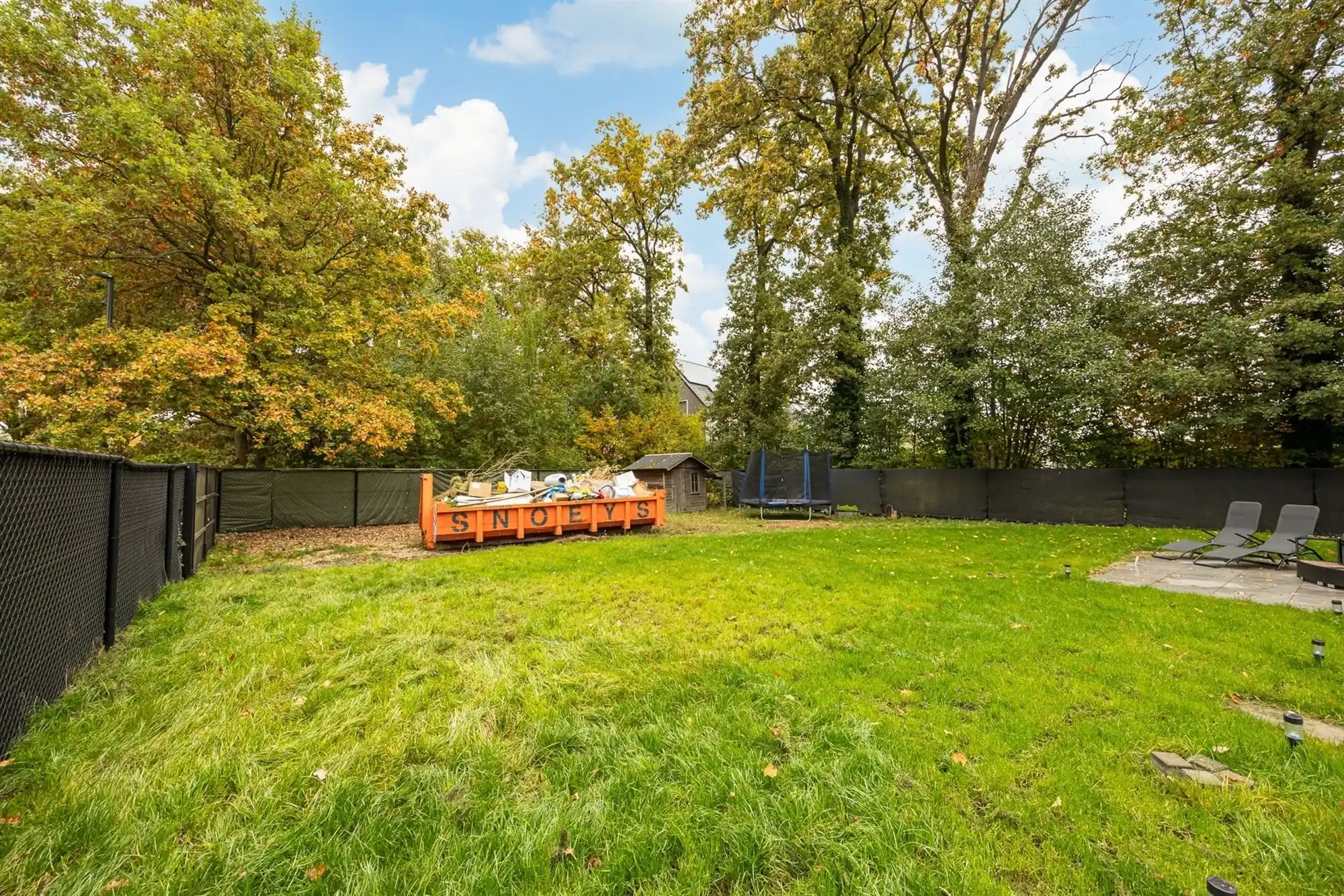 Ruime moderne woning met royale tuin  foto 32