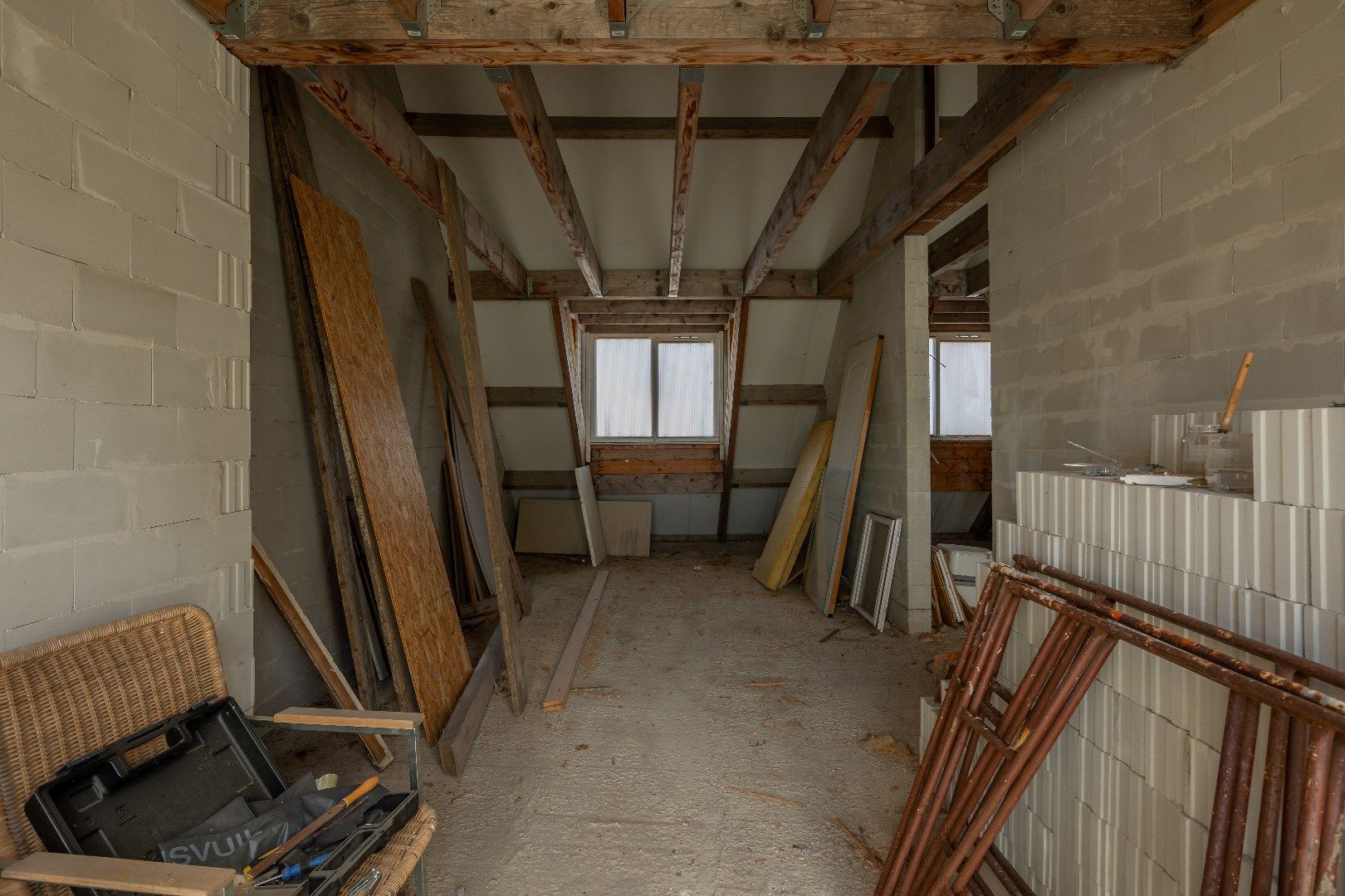 Ruime woning op een prachtig perceel te koop! foto 16