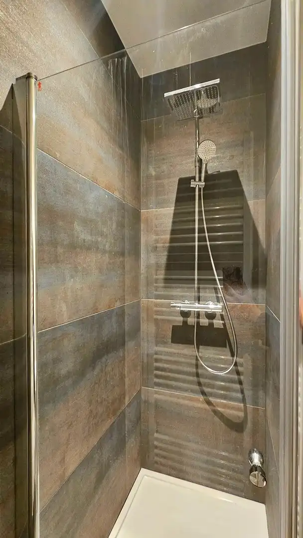 Appartement op het gelijkvloers met koer foto 3