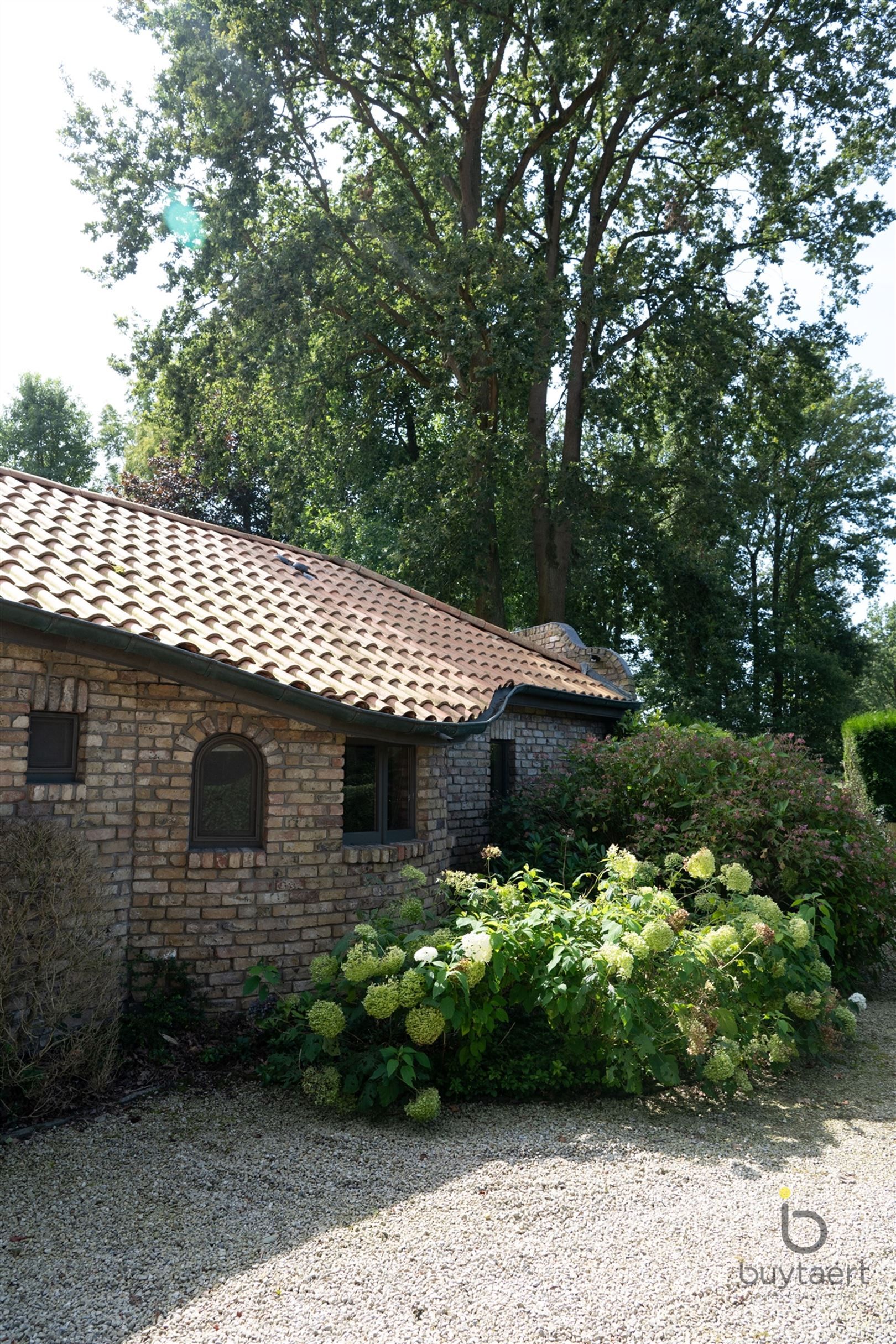 Grotendeels gelijkvloerse villa in doodlopende straat! foto 61