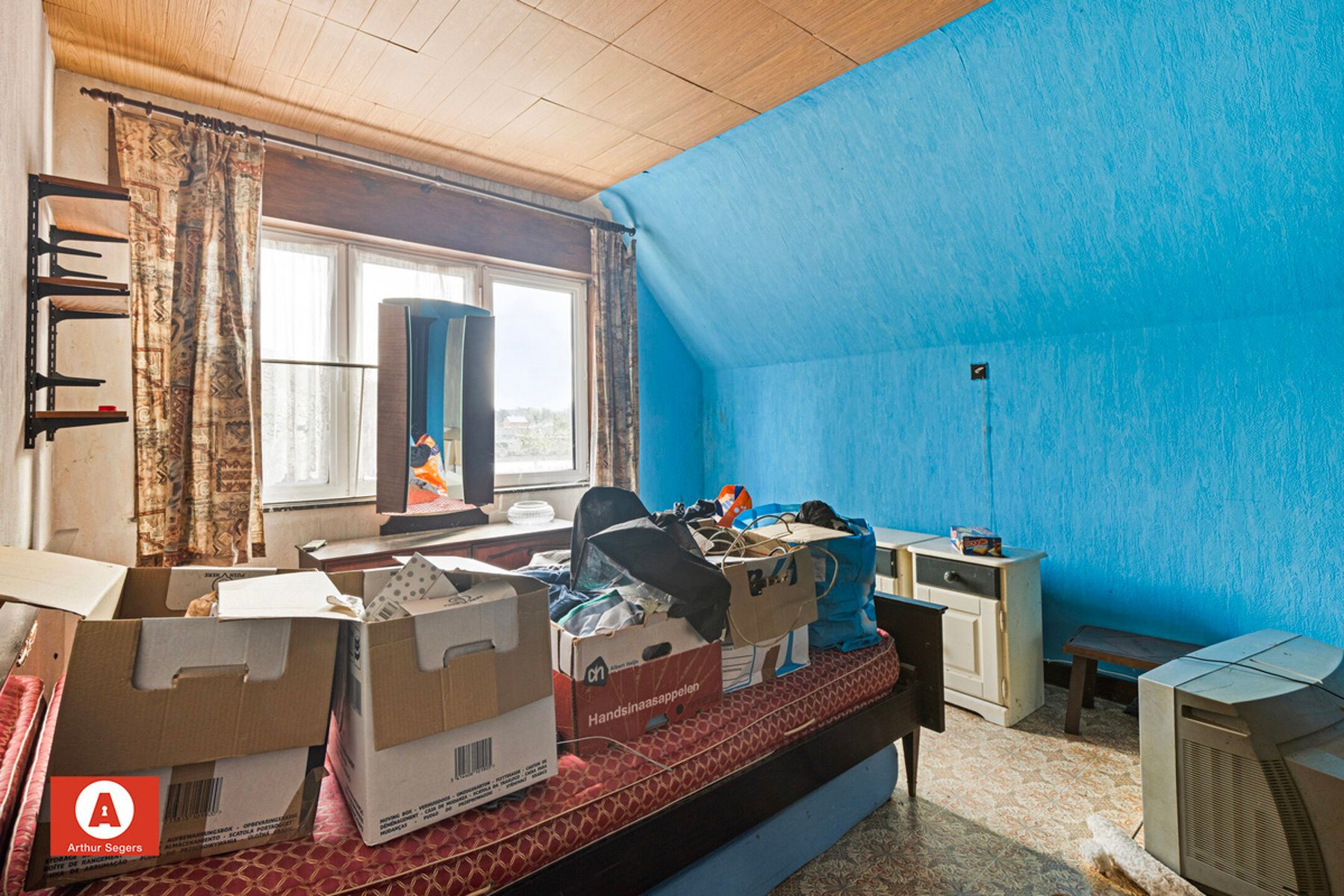Rustig en landelijk gelegen renovatieproject in Denderbelle foto 12