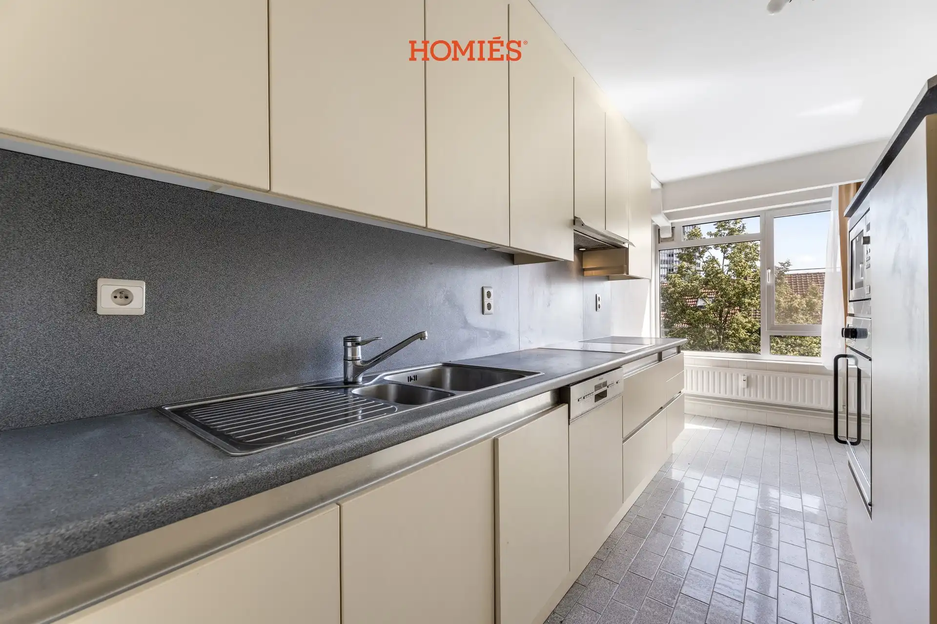 Ruim 3-slaapkamerappartement op toplocatie foto 4
