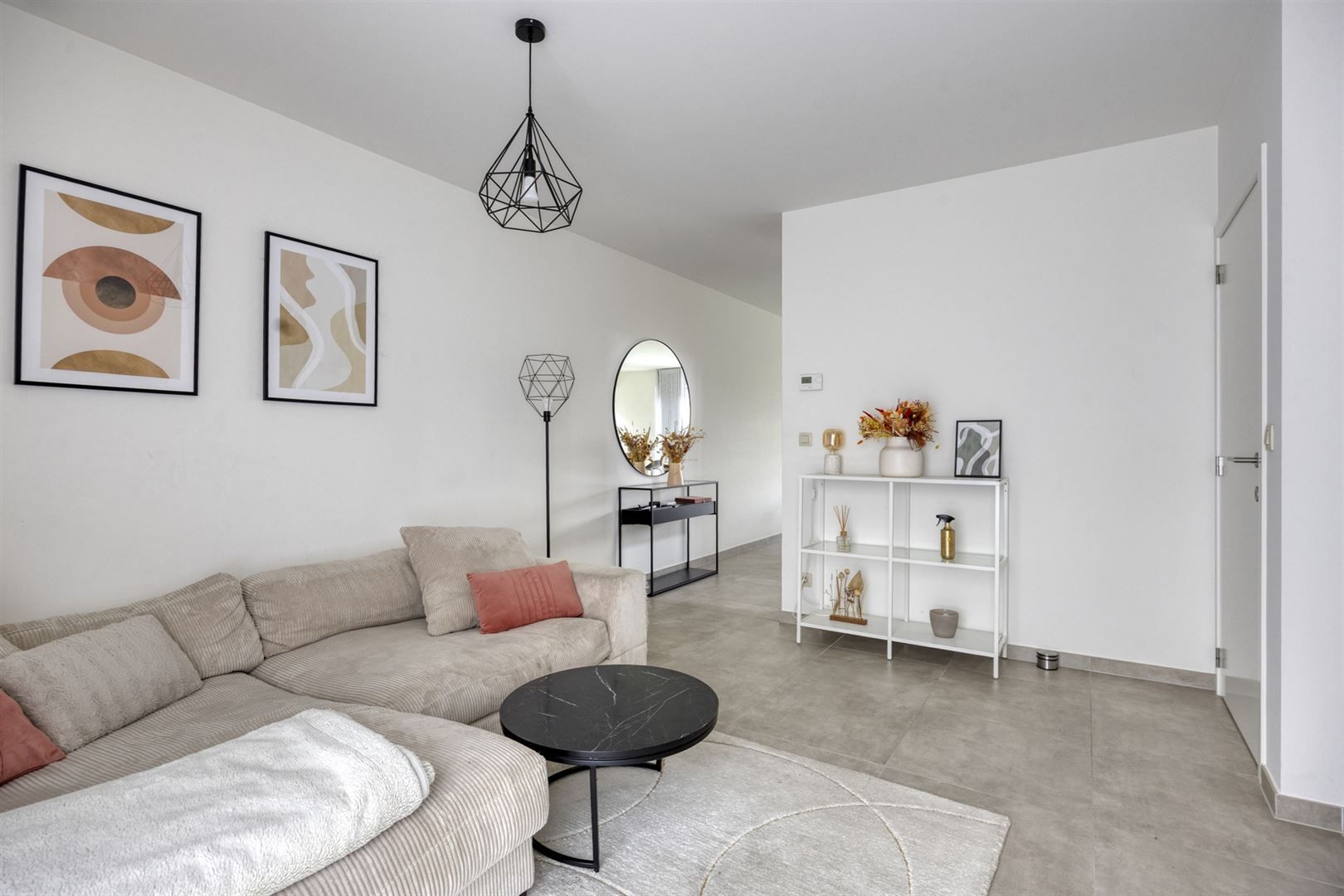 TE KOOP: Recente woning met 3 slaapkamers te Genk!  foto 4