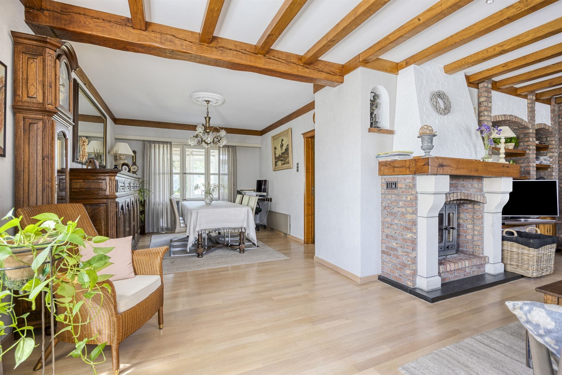 Woning met prachtige tuin te koop in Laakdal foto 5