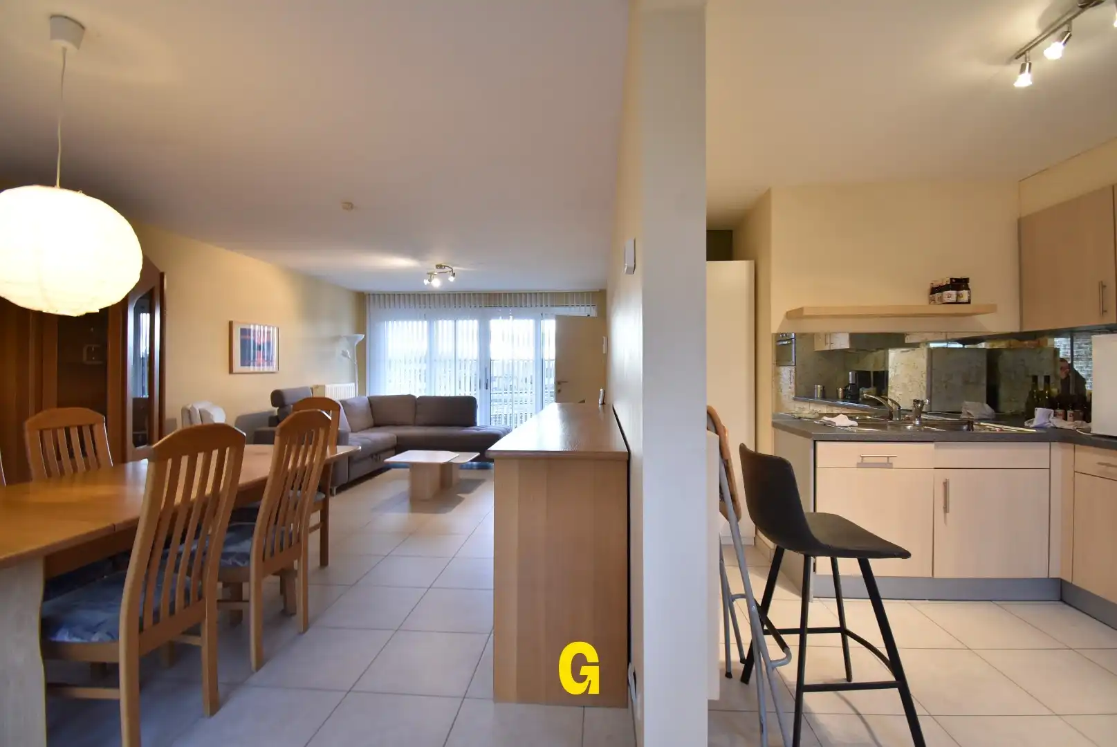 Ruim en degelijk appartement met twee slaapkamers, garage en kelderberging foto 15
