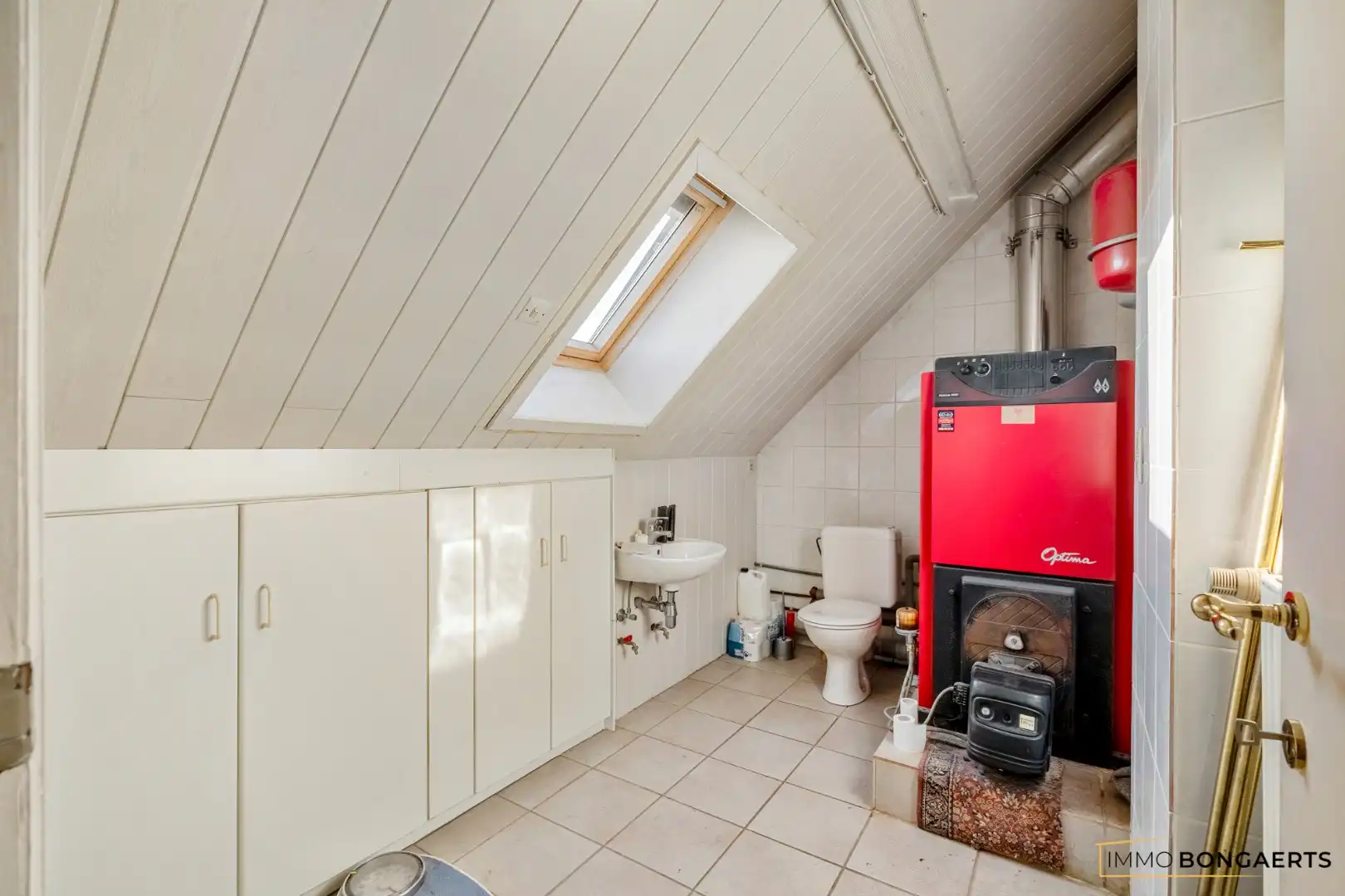 Te renoveren woning  foto 24