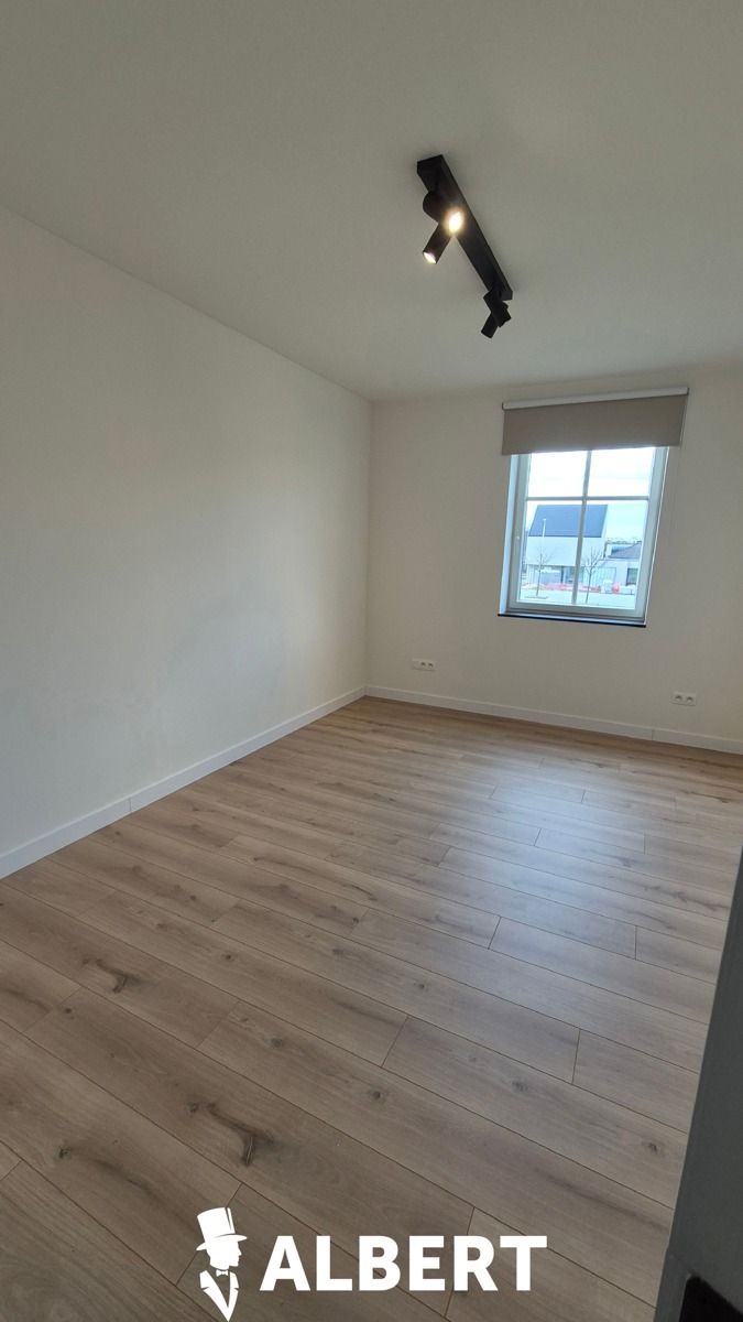 Nieuwbouw woning in Lutseluswijk foto 21