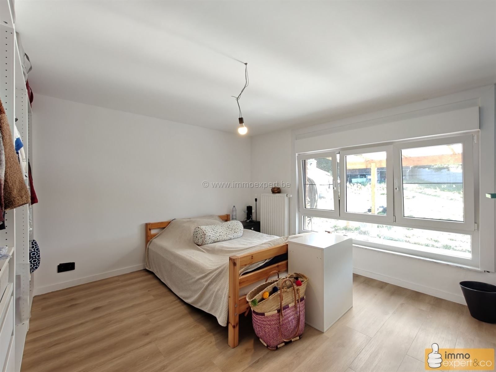 DILBEEK: Ruime gerenoveerde gezinswoning met 5 slpks en 2 badkamers foto 13