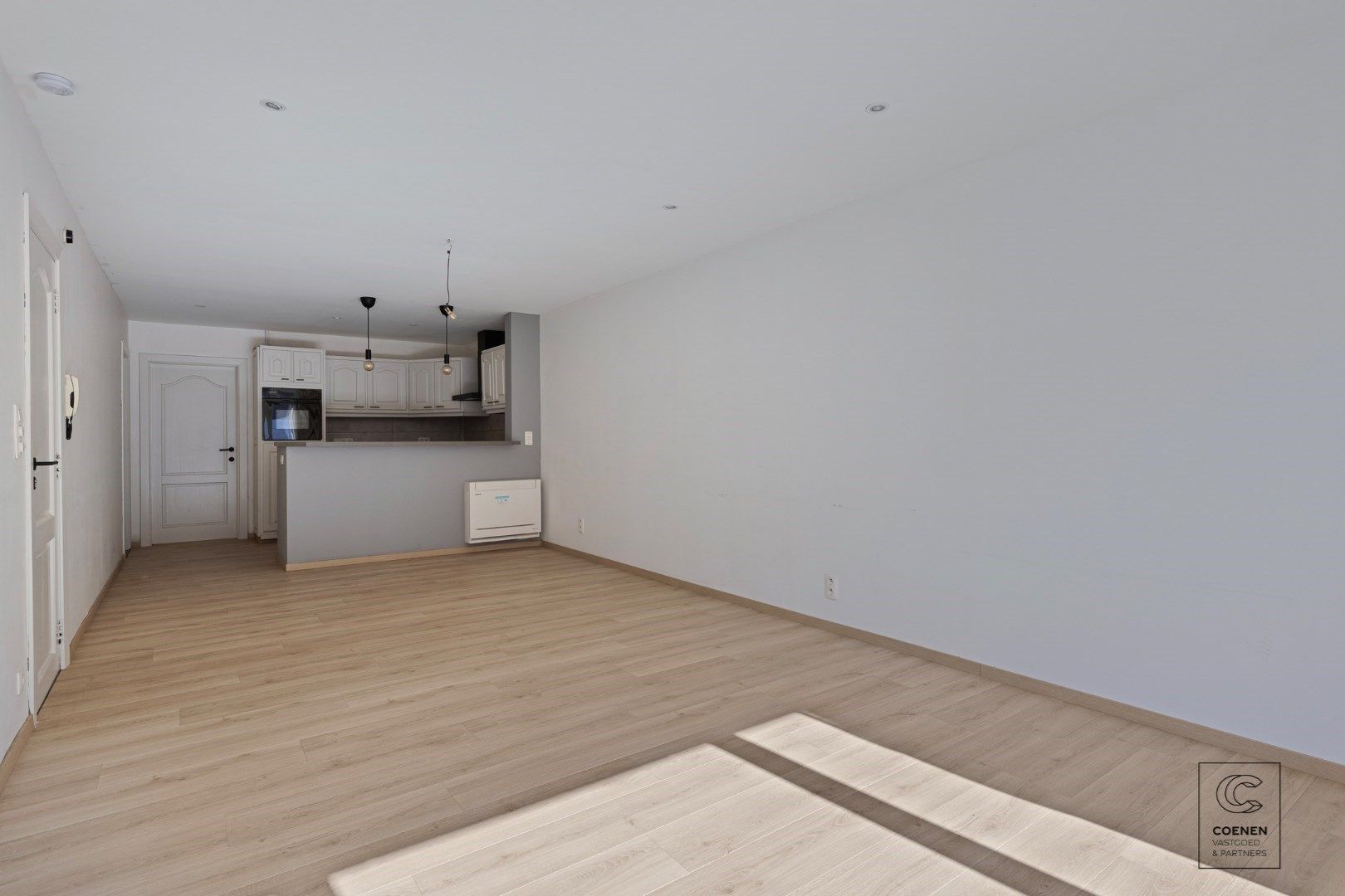 Energiezuinig gelijkvloers appartement van 85m² met tuin te Deurne! foto 4