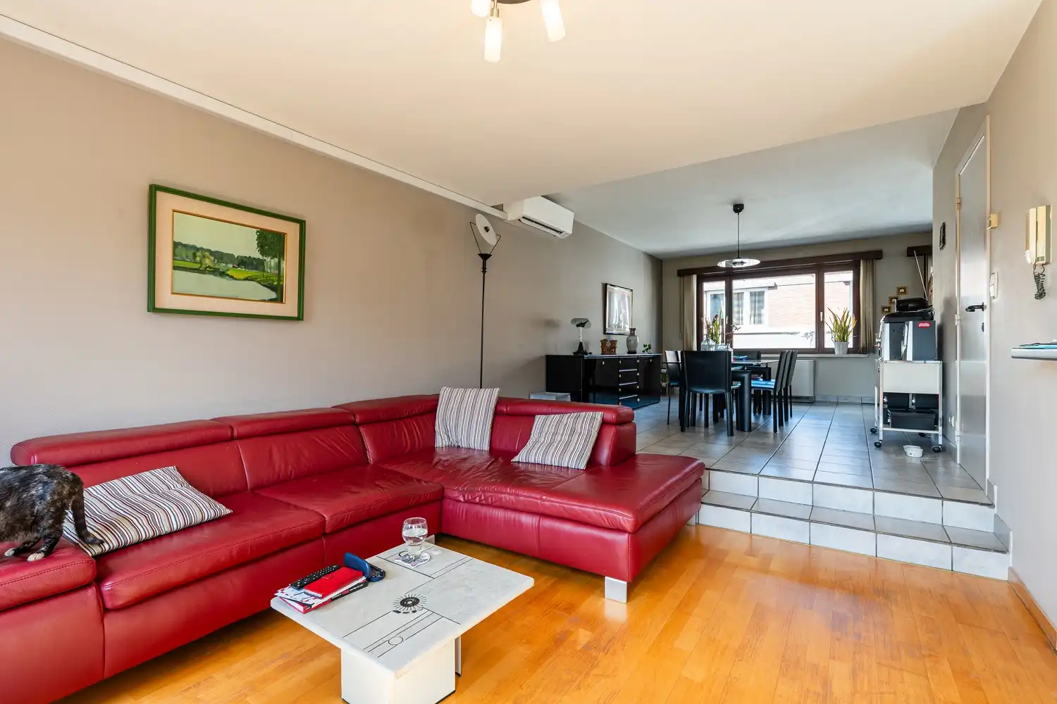 Ruime bel-étage met praktische garage, tuin én 3 slpks foto 8