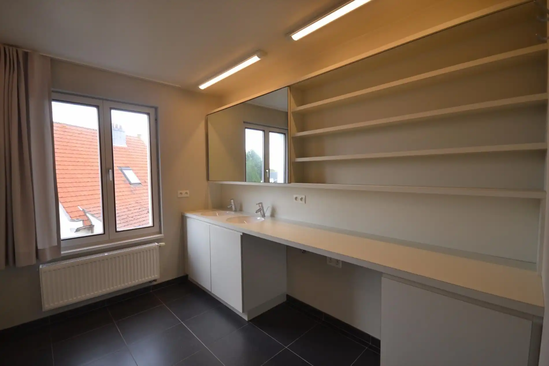 Prachtige moderne hoekwoning met terras, garage en 2 slaapkamers te Koksijde  foto 6