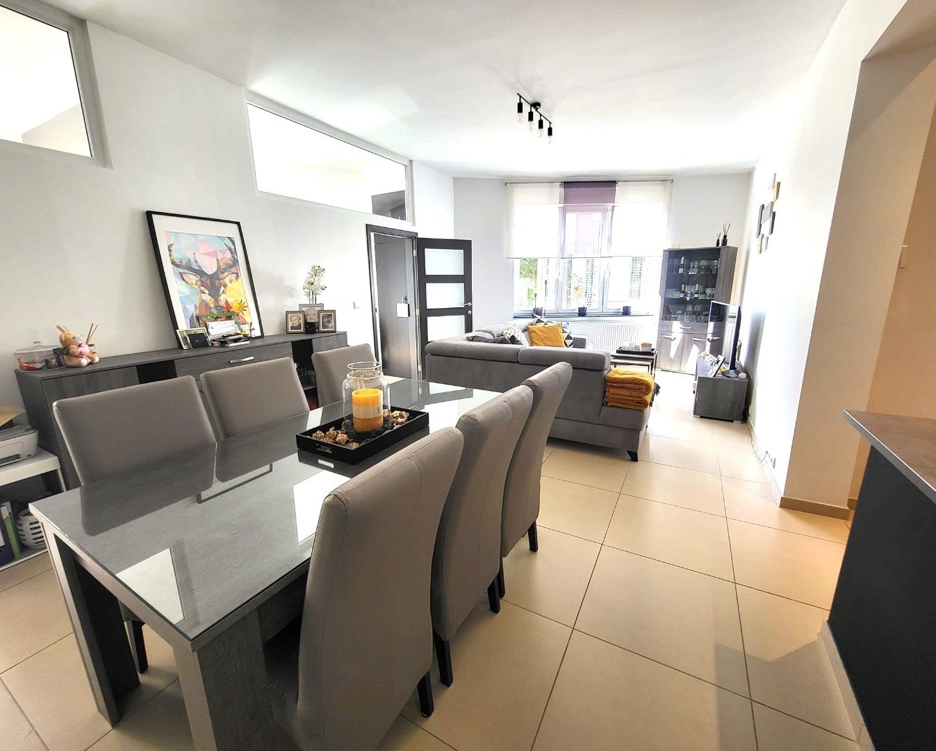 De huidige eigenaar is verliefd...dus is ze ribbedebie... :-) foto 5