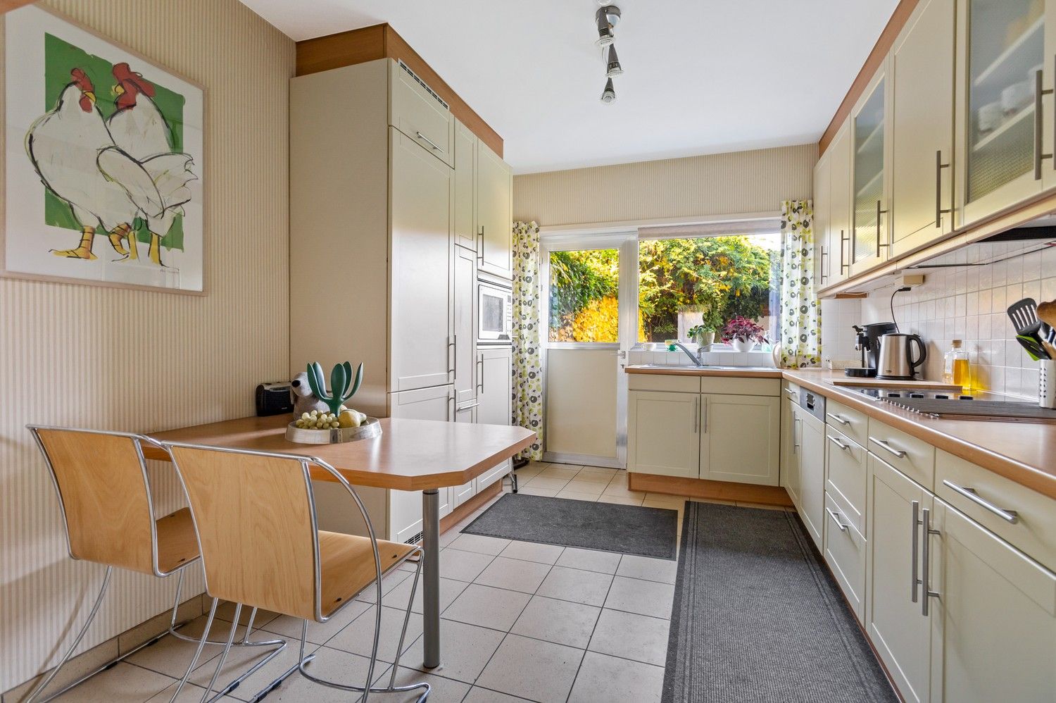 Gelijkvloers appartement met 3 SLPK, mooie tuin en garage te Deurne! foto 6