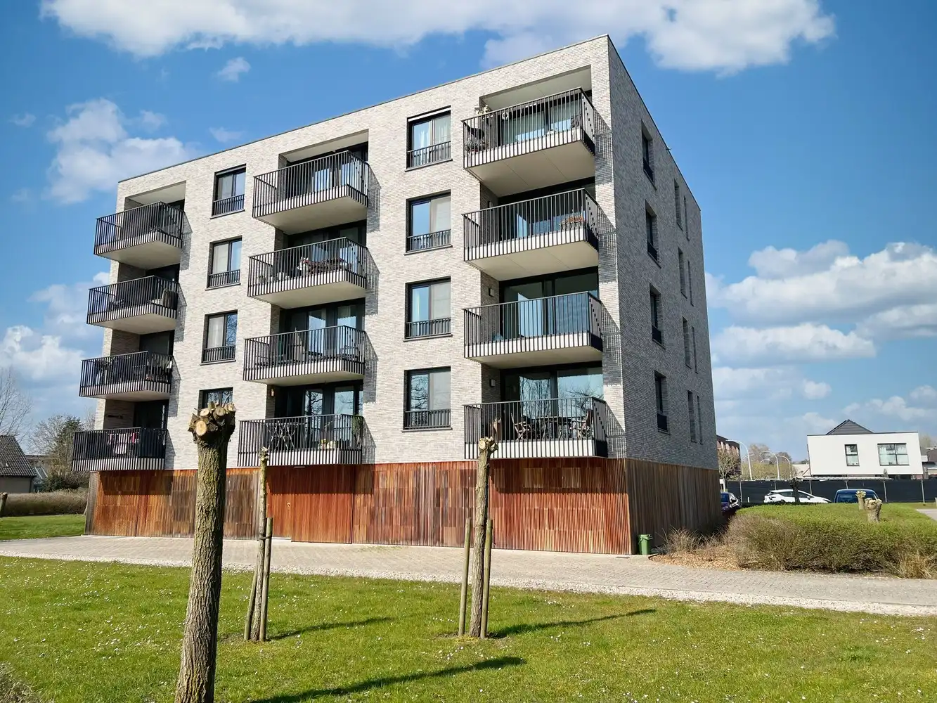 Prachtig appartement met 2 slpks, garage + uniek zicht! foto {{pictureIndex}}