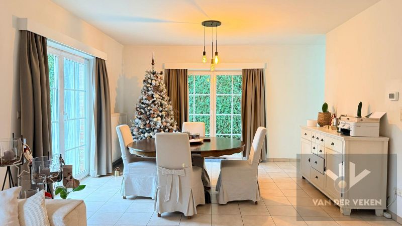 Mooie halfopen bebouwing in Stokrooie. foto 4