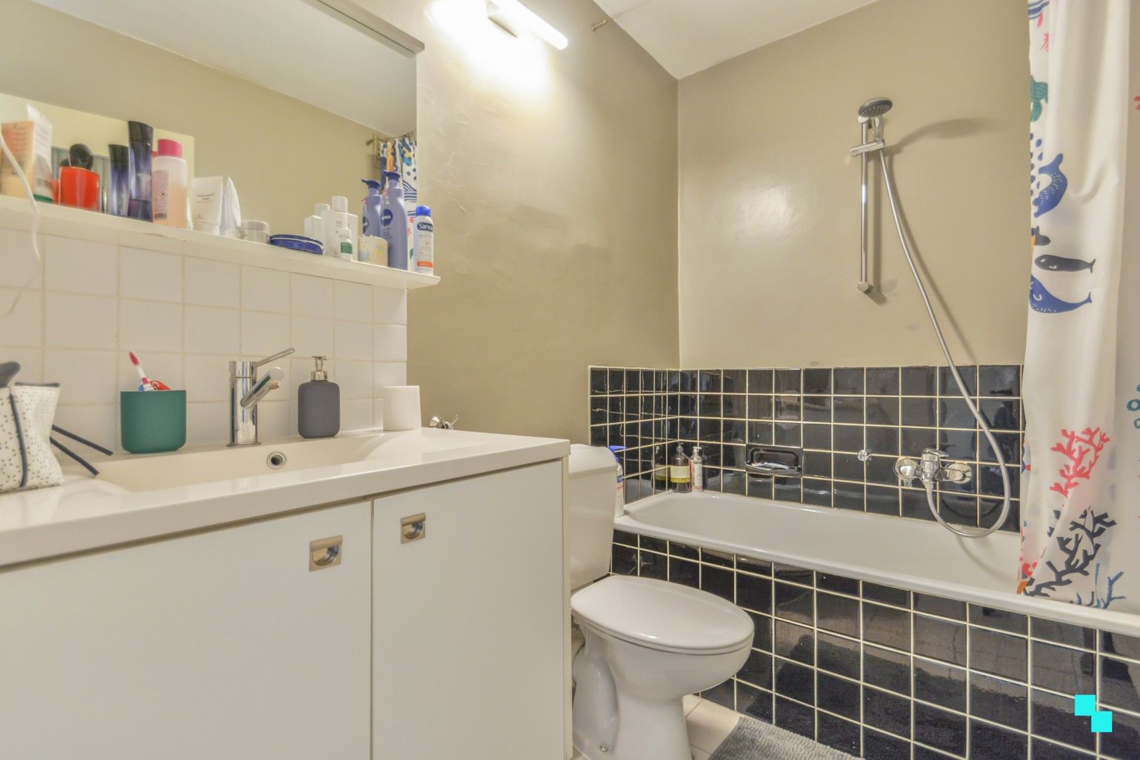 Appartement met garagebox op de Coupure foto 15