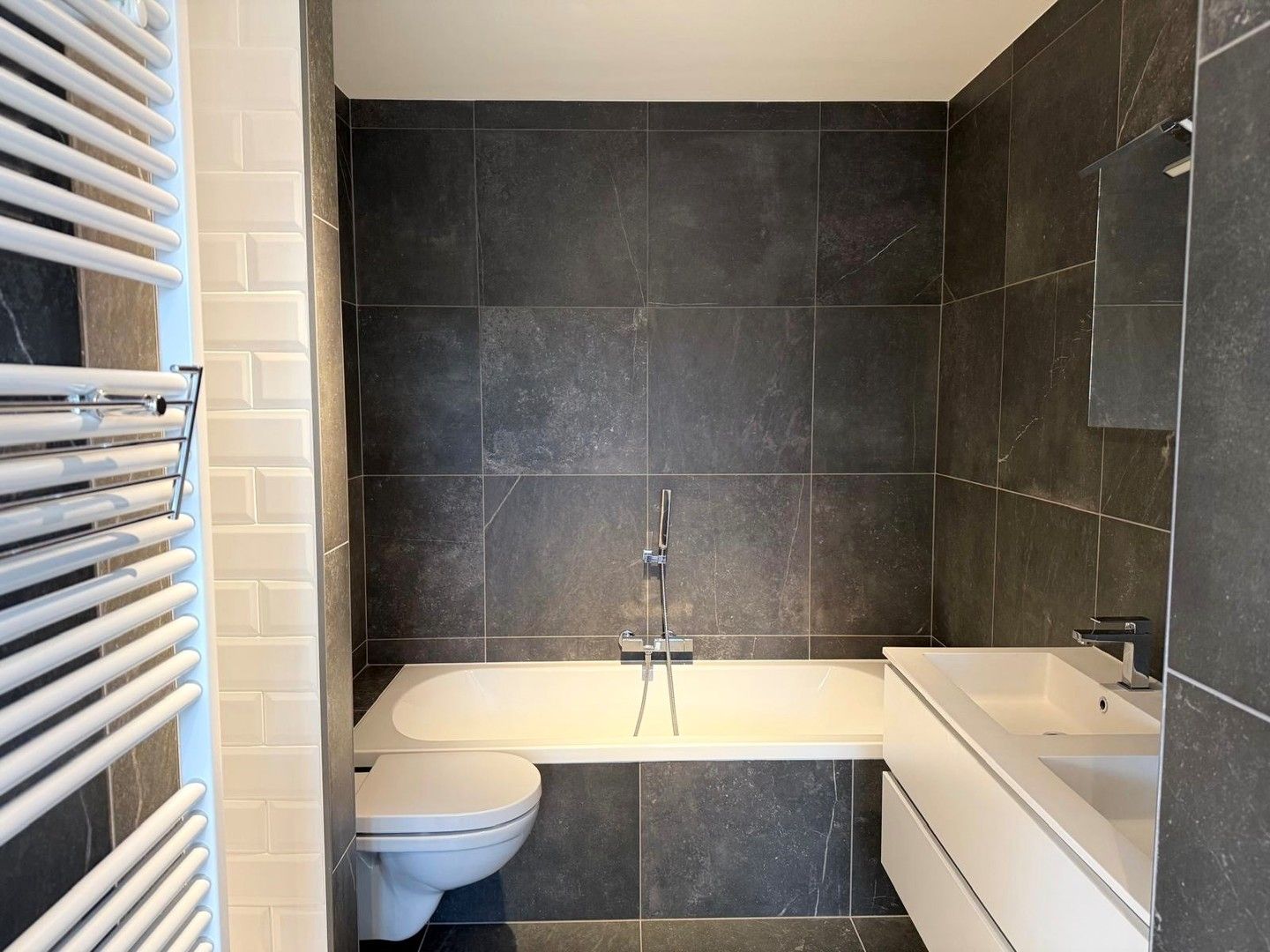 Oostduinkerke Dorp - Zeer ruime stapelwoning te koop foto 14