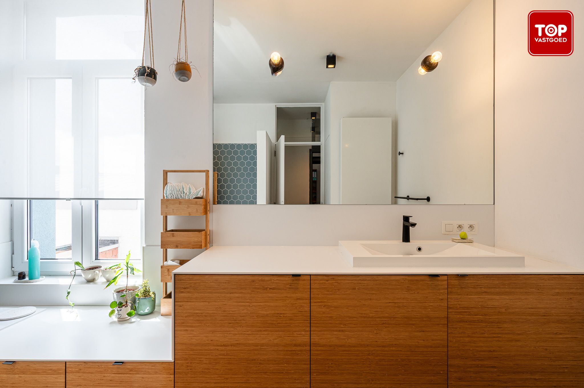 Instapklare woning met karakter, kwaliteitsvolle afwerking en gezellige stadskoer foto 18