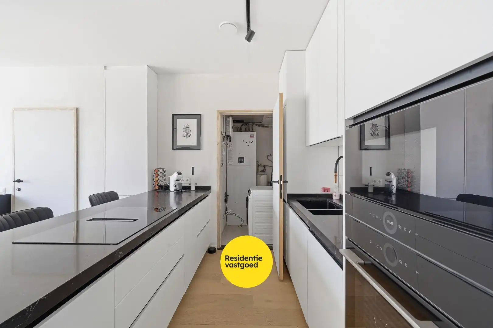 Modern energiezuinig 2-slaapkamerappartement te Bredene foto 9